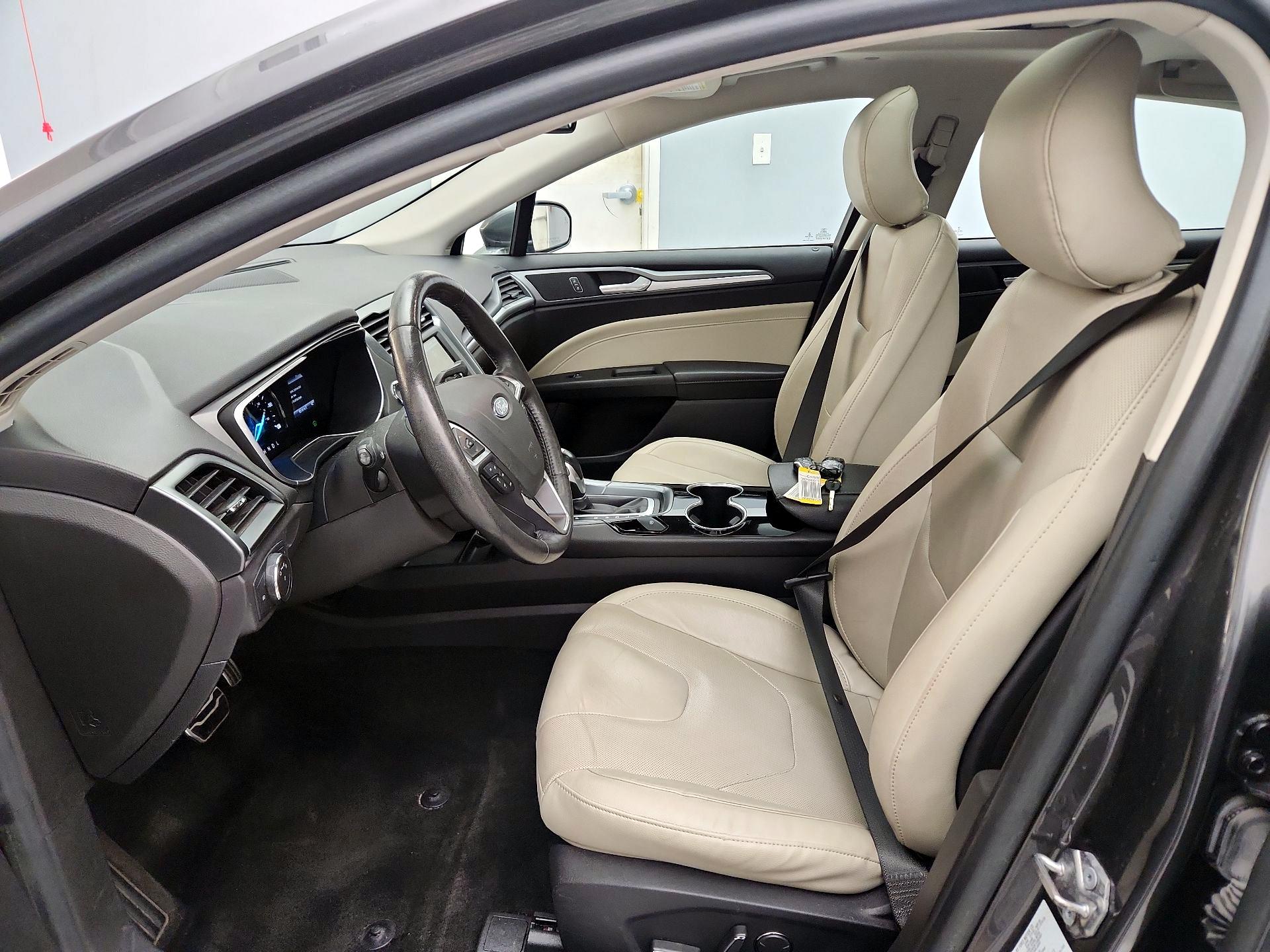 Thumbnail: 2015 Ford Fusion - 11