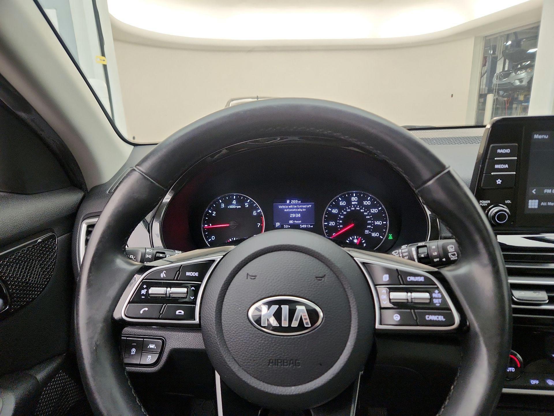 Thumbnail: 2021 Kia Seltos - 10