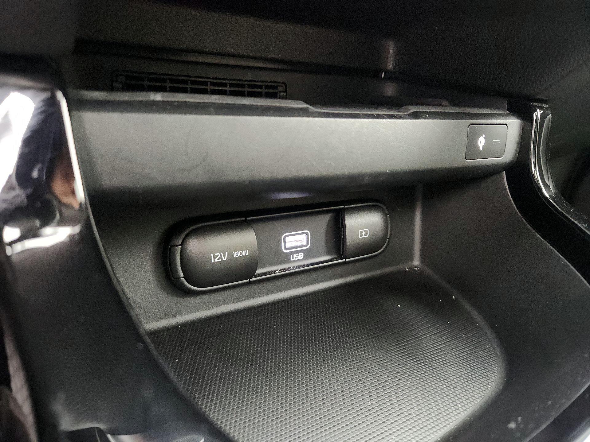 Thumbnail: 2021 Kia Seltos - 18