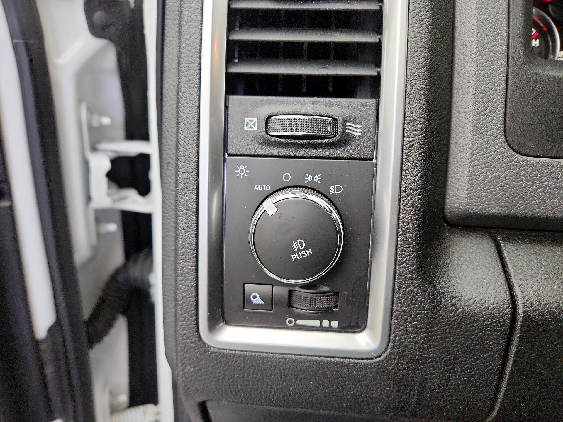 Thumbnail: 2017 RAM 1500 - 13