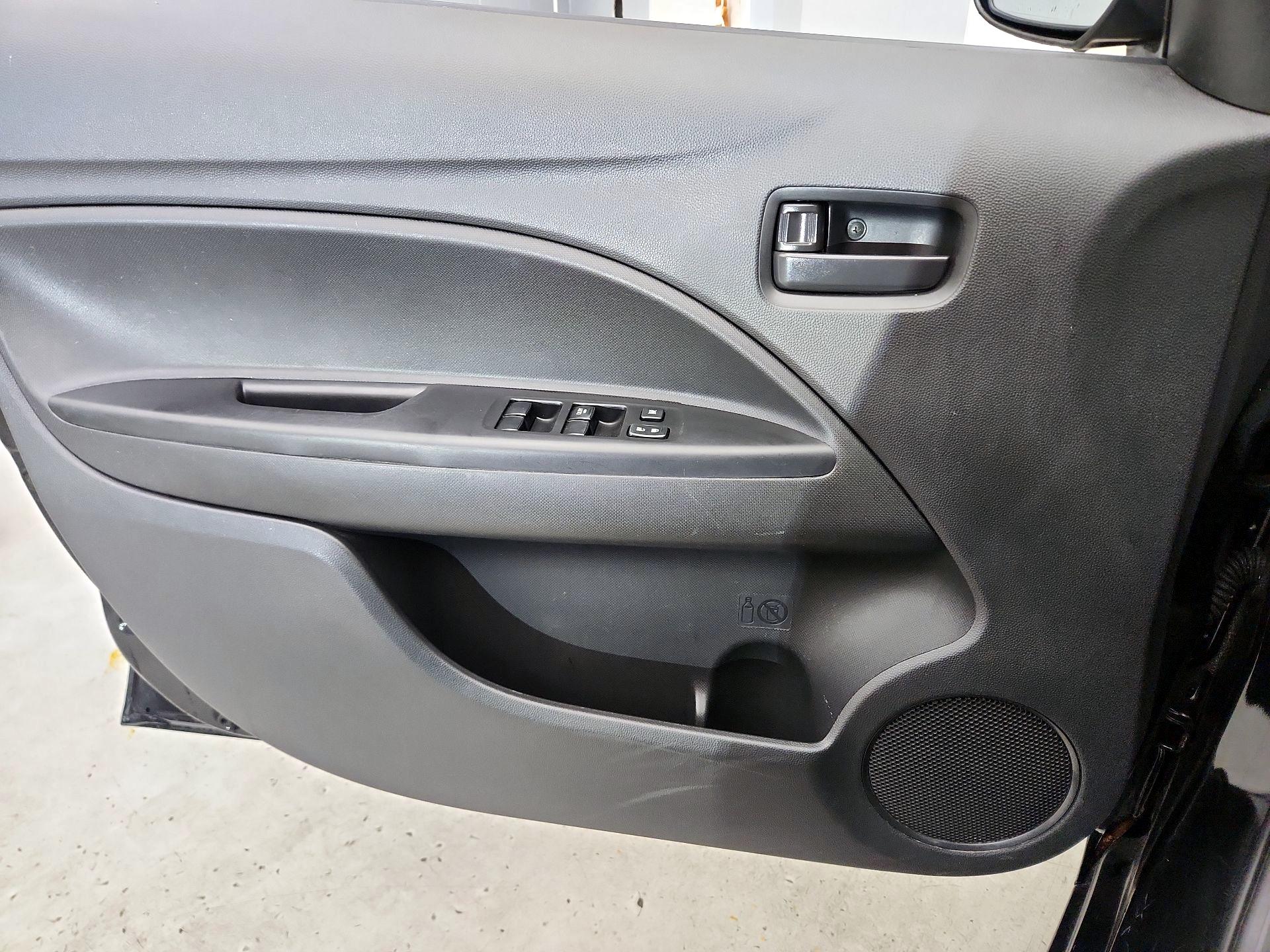 Thumbnail: 2017 Mitsubishi Mirage - 12