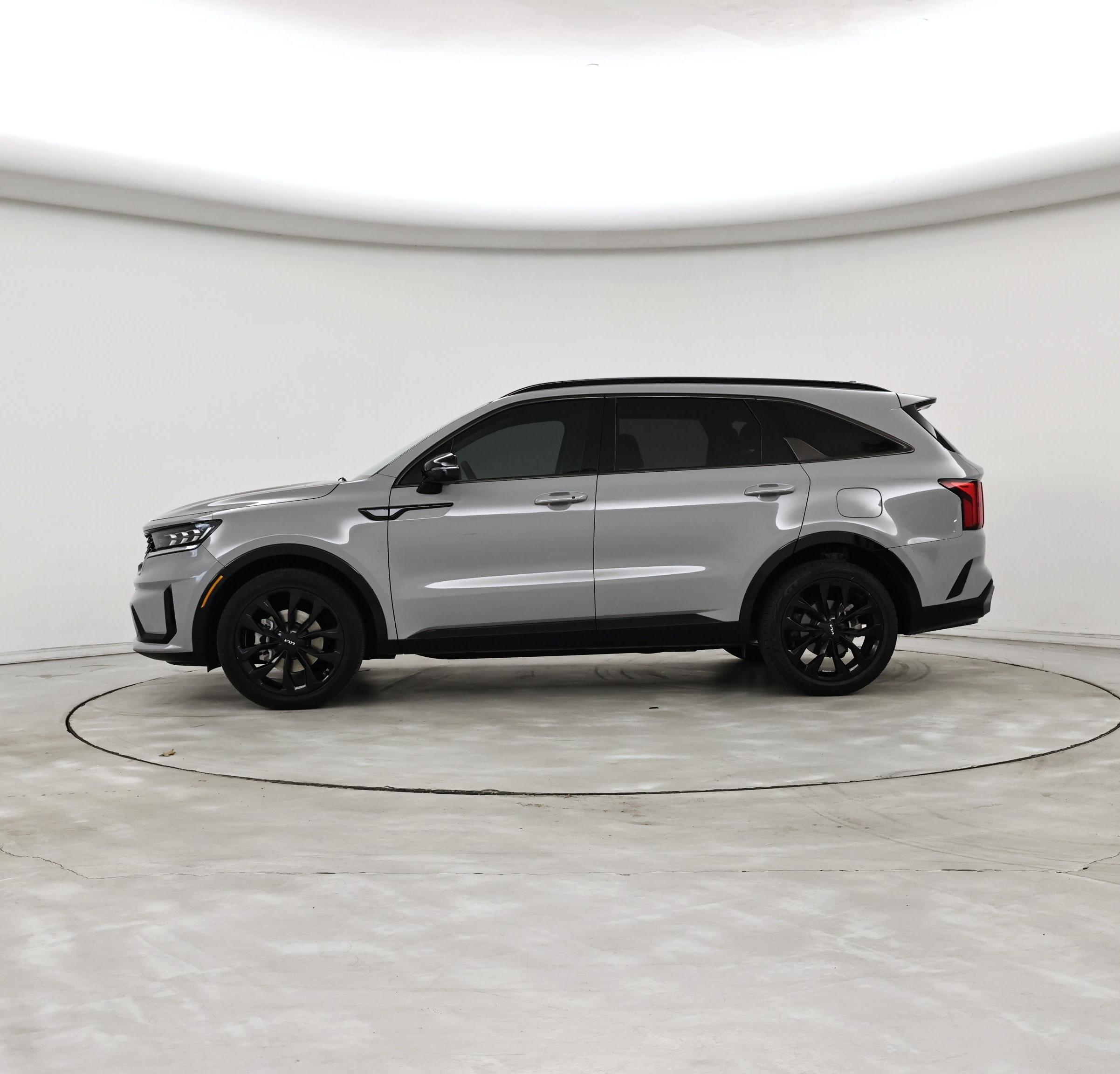 Thumbnail: 2023 Kia Sorento - 3