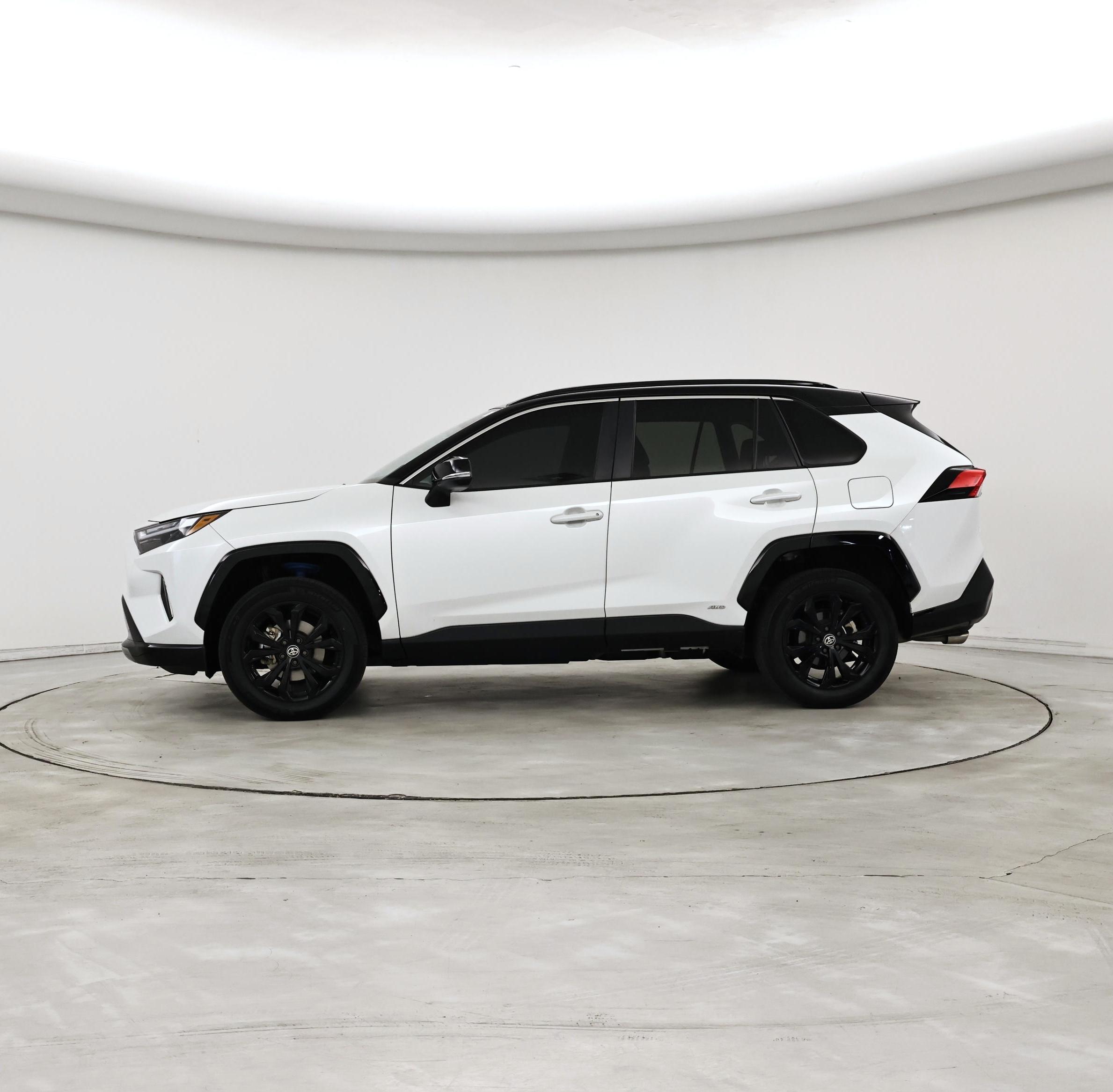 Thumbnail: 2023 Toyota RAV4 - 3