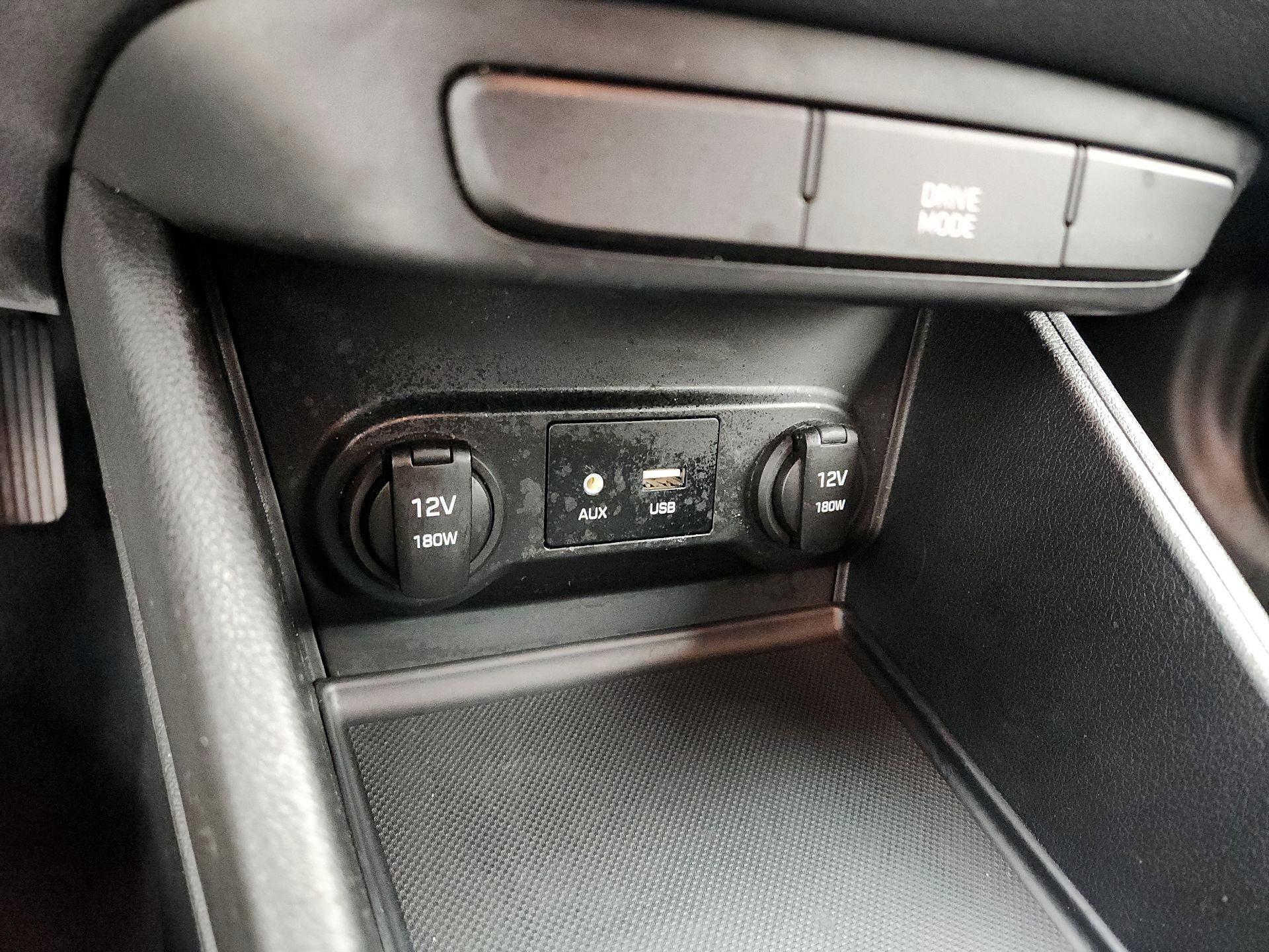 Thumbnail: 2020 Hyundai Accent - 18