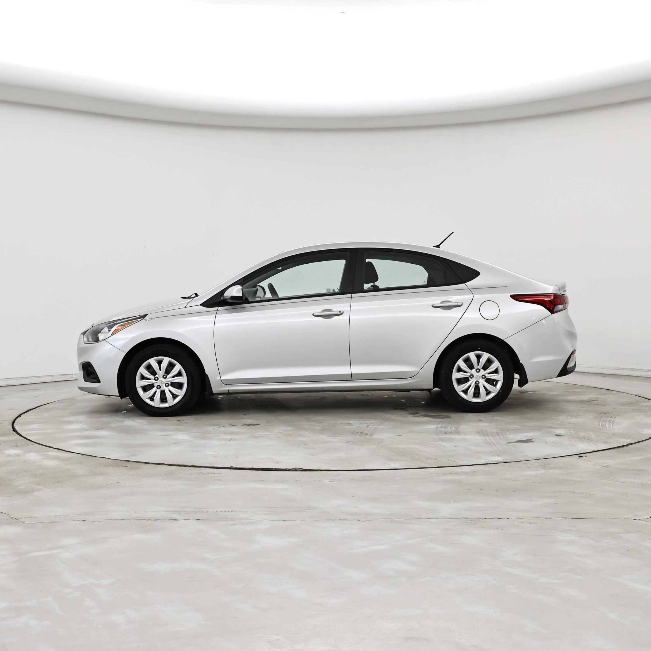 Thumbnail: 2020 Hyundai Accent - 3