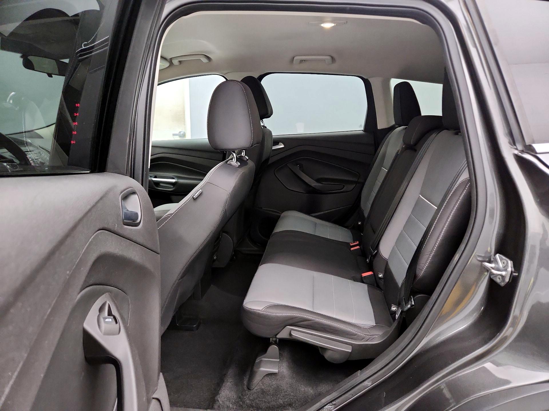 Thumbnail: 2015 Ford Escape - 19