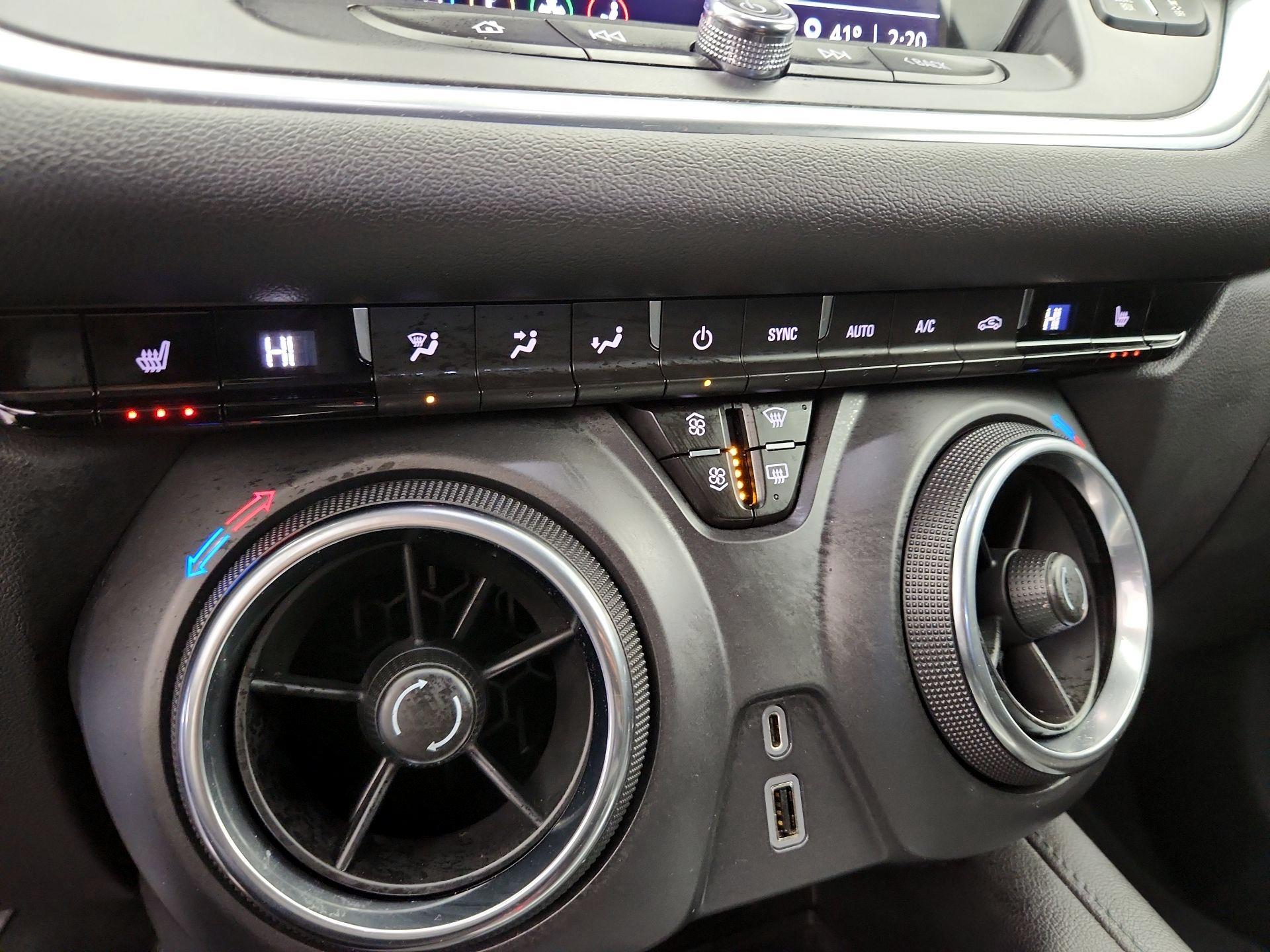 Thumbnail: 2021 Chevrolet Blazer - 16