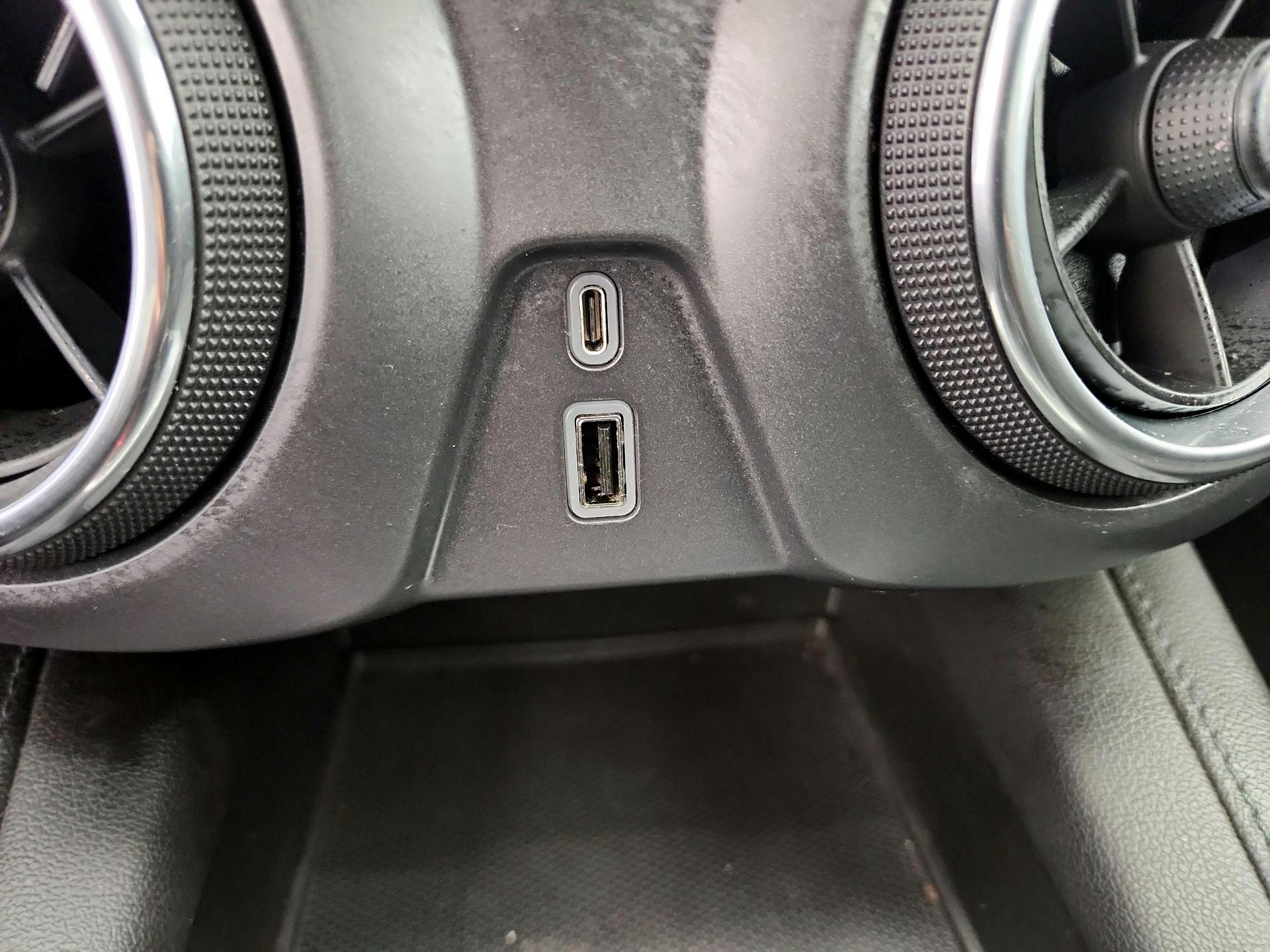 Thumbnail: 2021 Chevrolet Blazer - 18