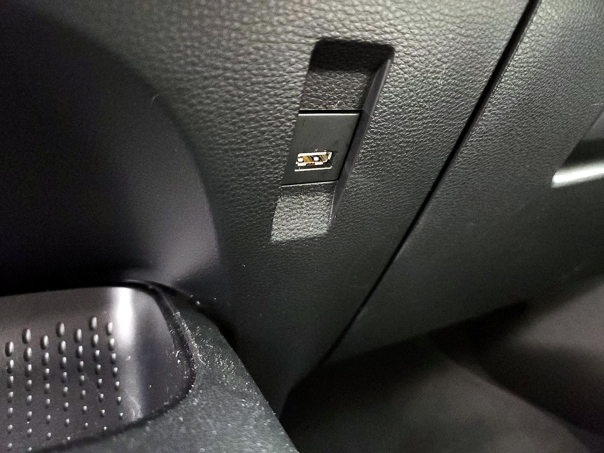 Thumbnail: 2021 Toyota Corolla - 18