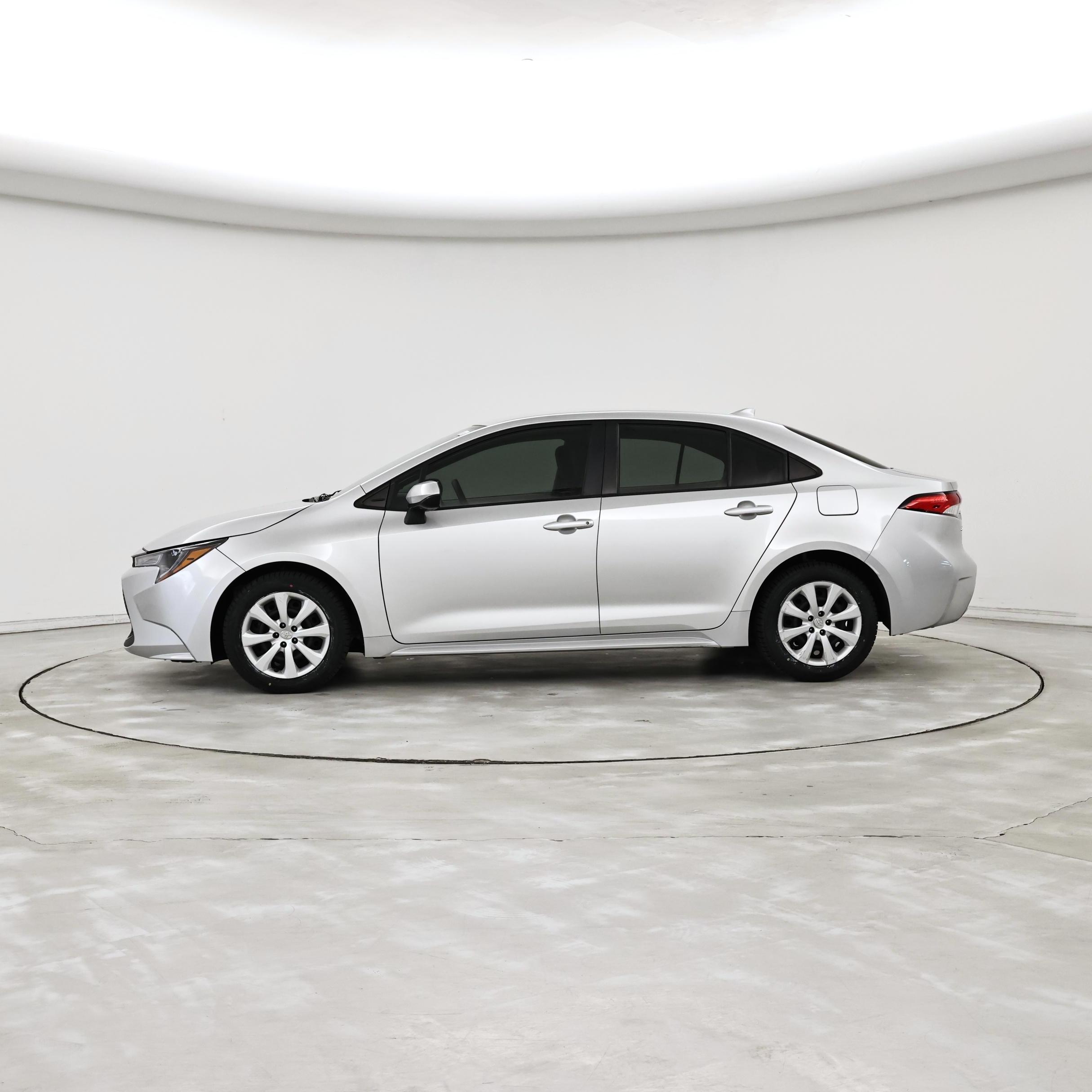 Thumbnail: 2021 Toyota Corolla - 3