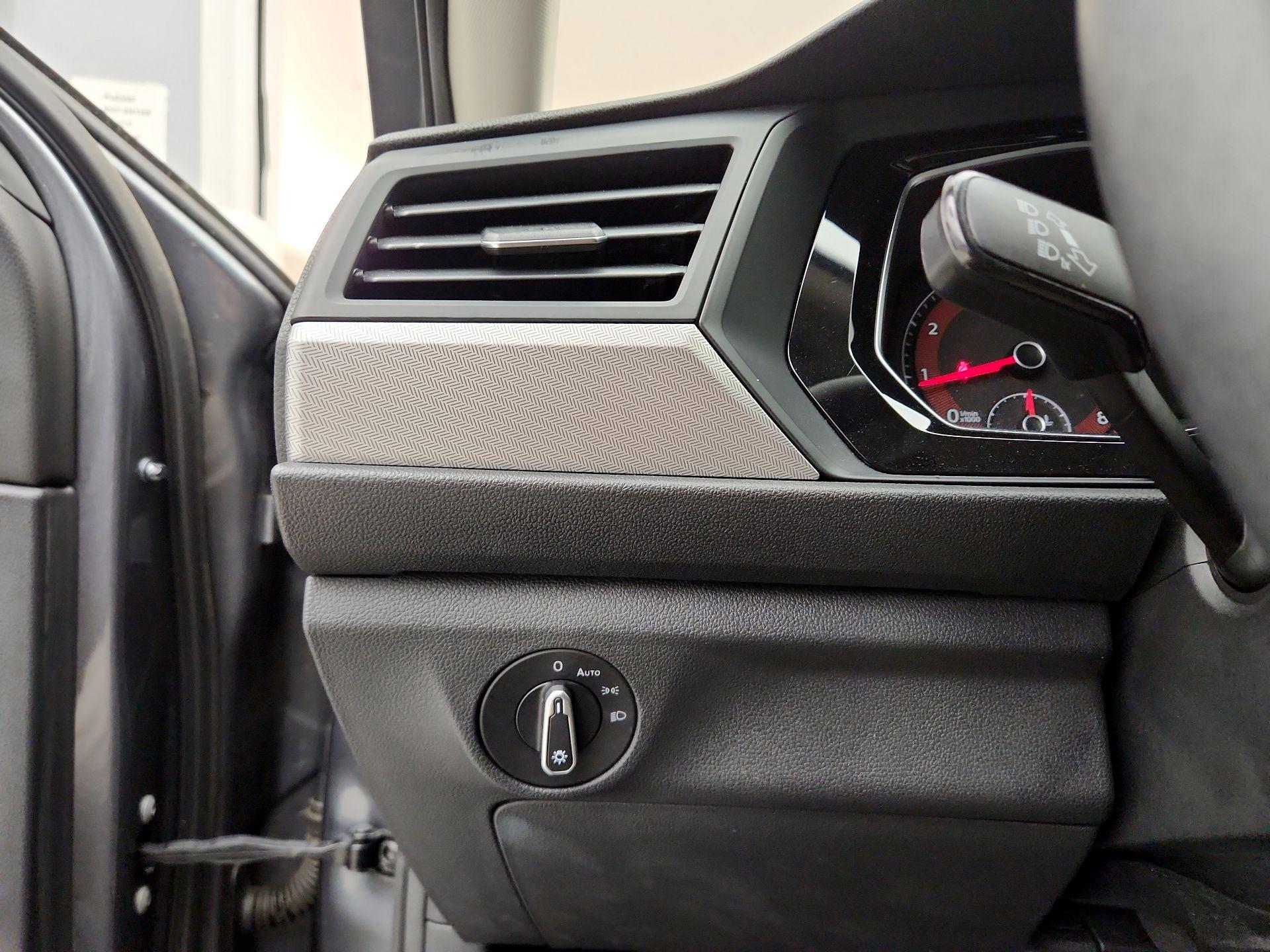 Thumbnail: 2021 Volkswagen Jetta - 13