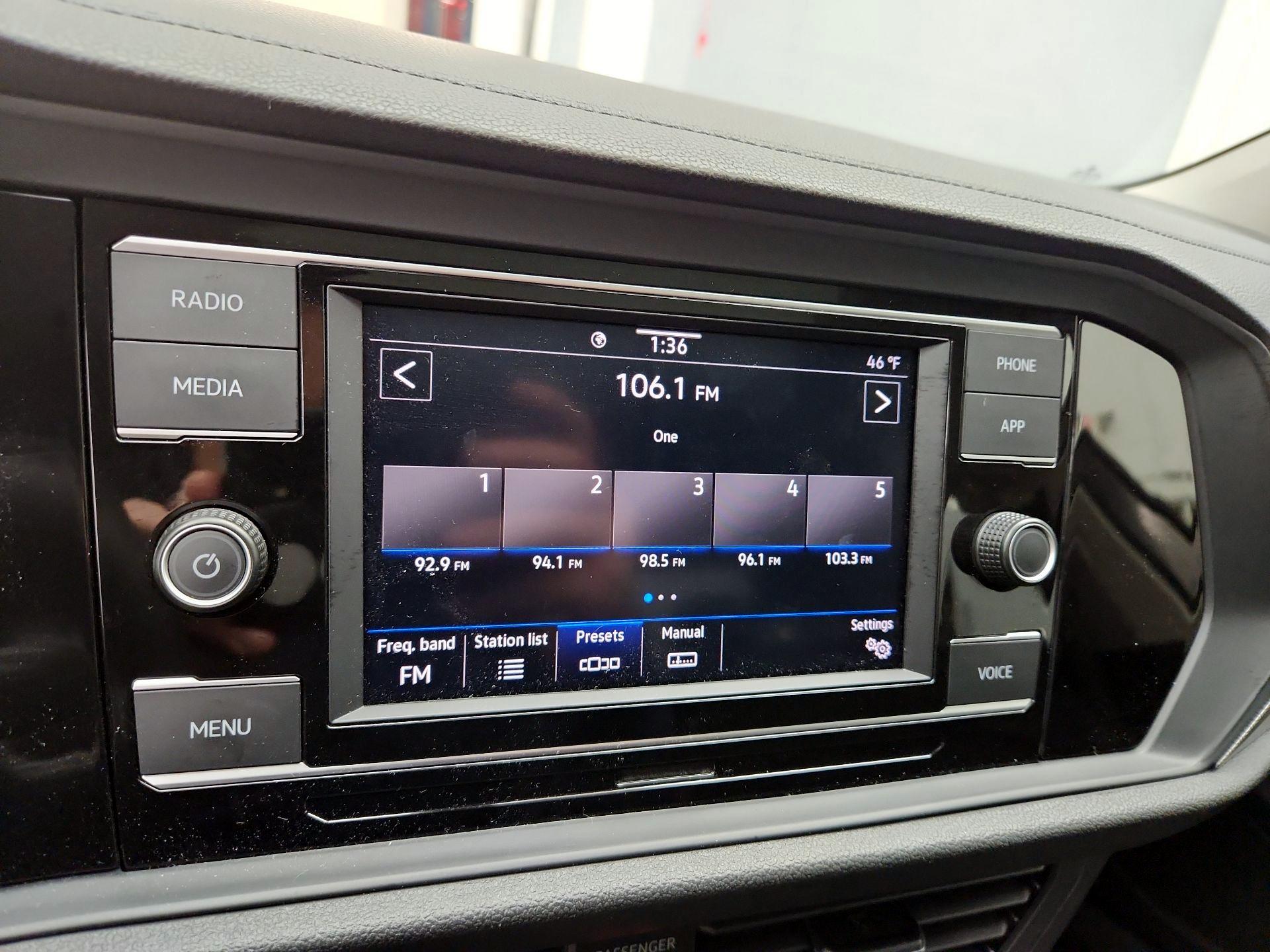 Thumbnail: 2021 Volkswagen Jetta - 15