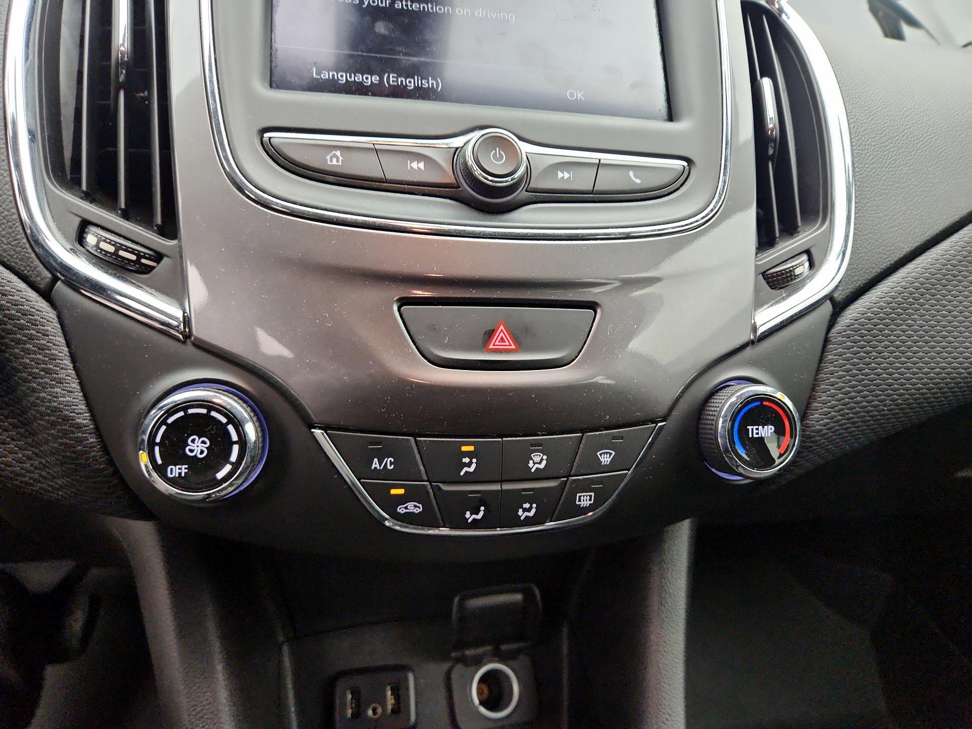 Thumbnail: 2019 Chevrolet Cruze - 16