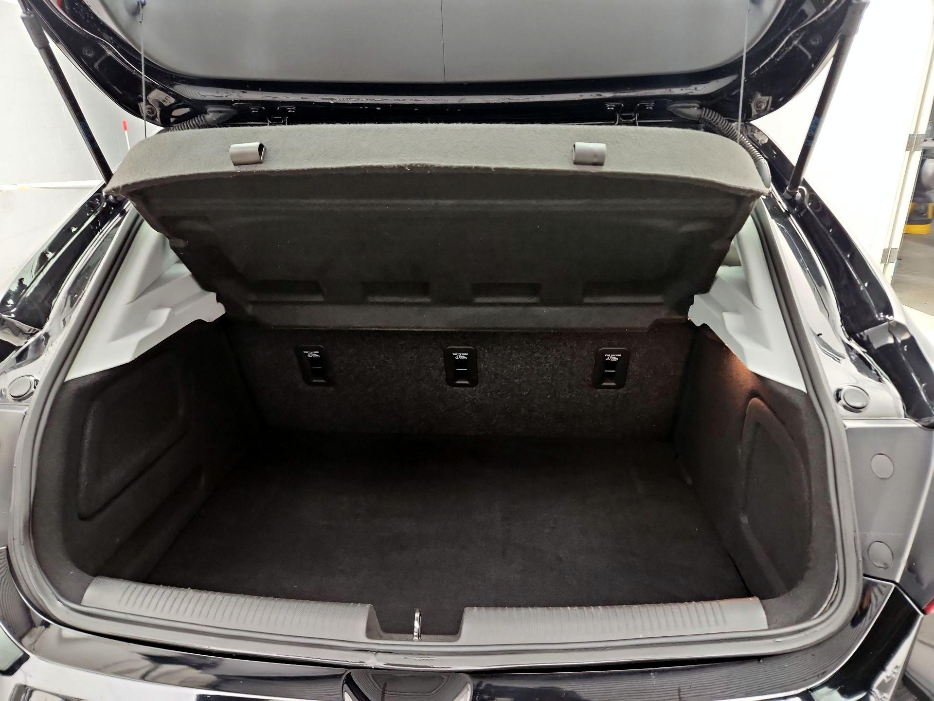 Thumbnail: 2019 Chevrolet Cruze - 20