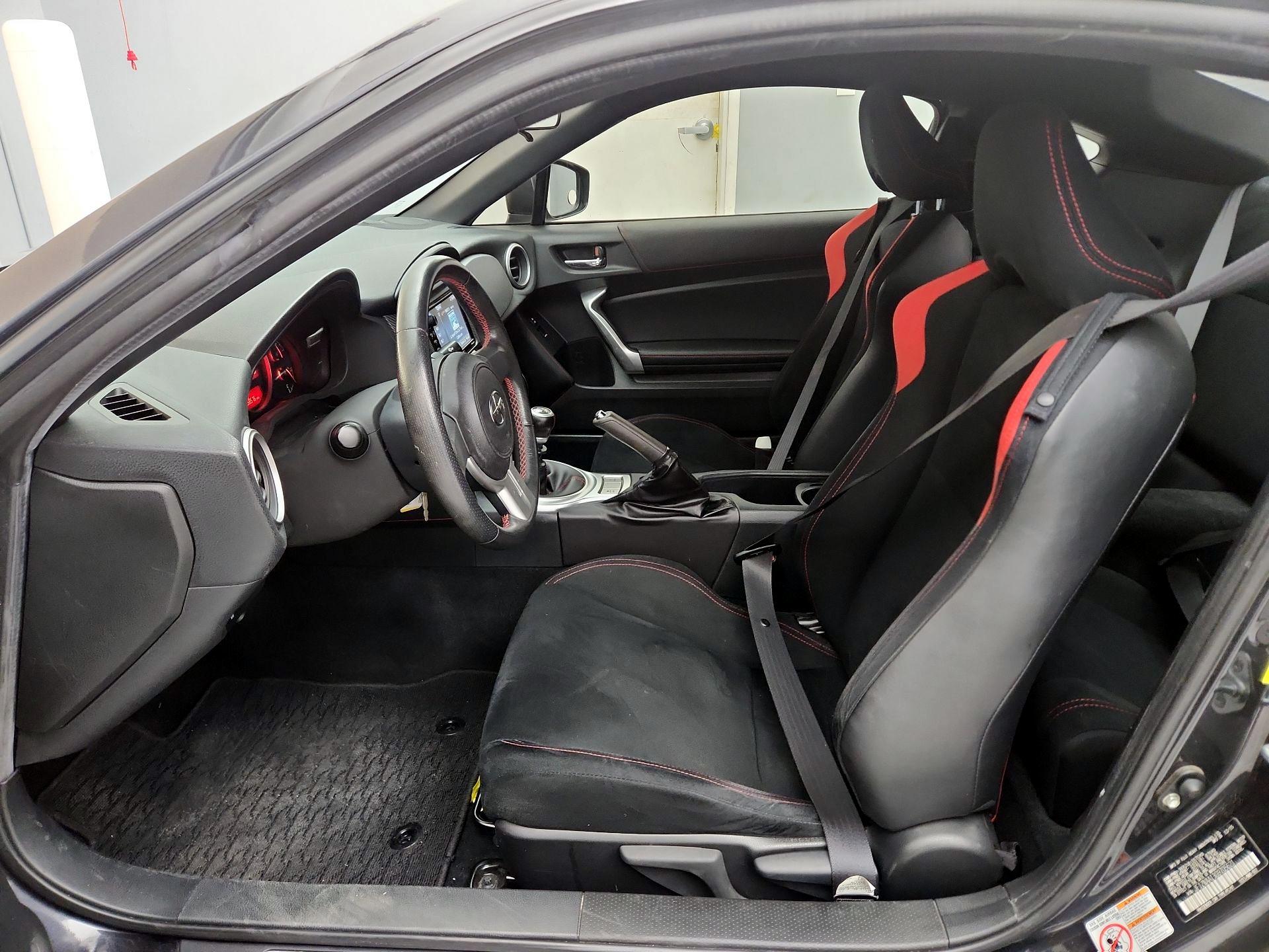 Thumbnail: 2016 Scion FR-S - 11