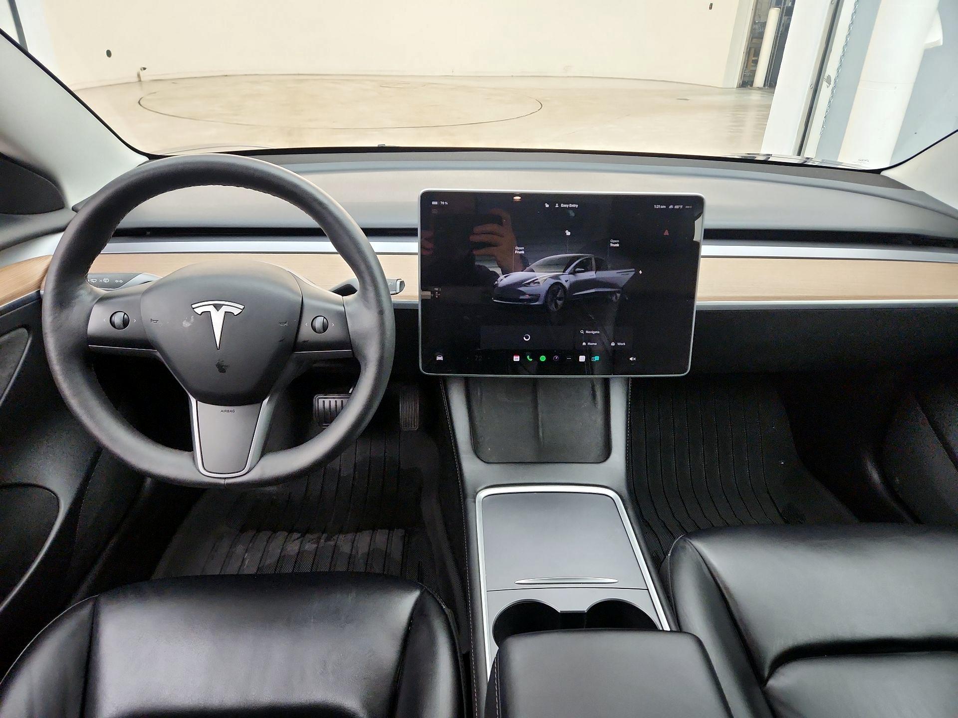 Thumbnail: 2023 Tesla Model 3 - 9