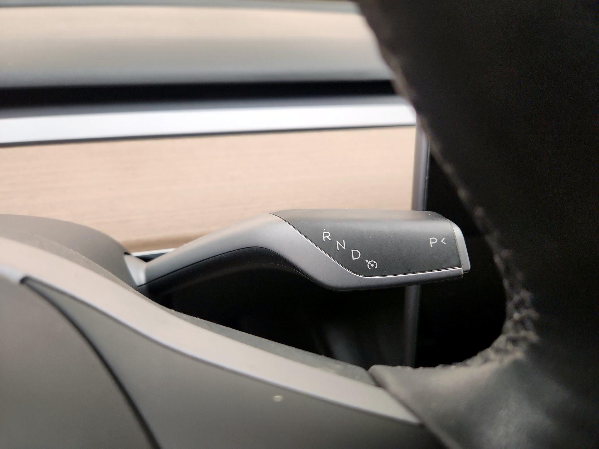 Thumbnail: 2023 Tesla Model 3 - 17