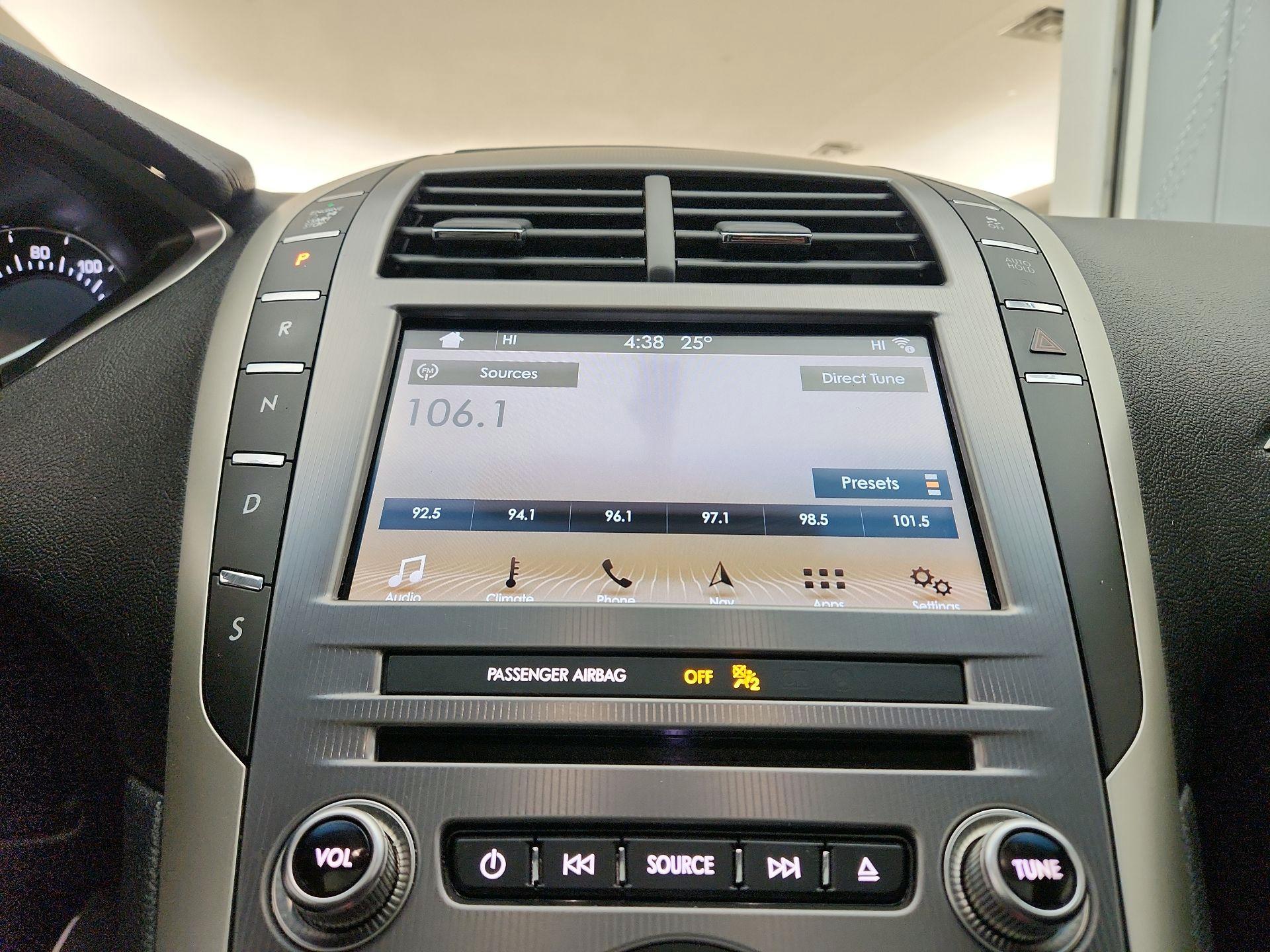 Thumbnail: 2018 Lincoln MKZ - 16