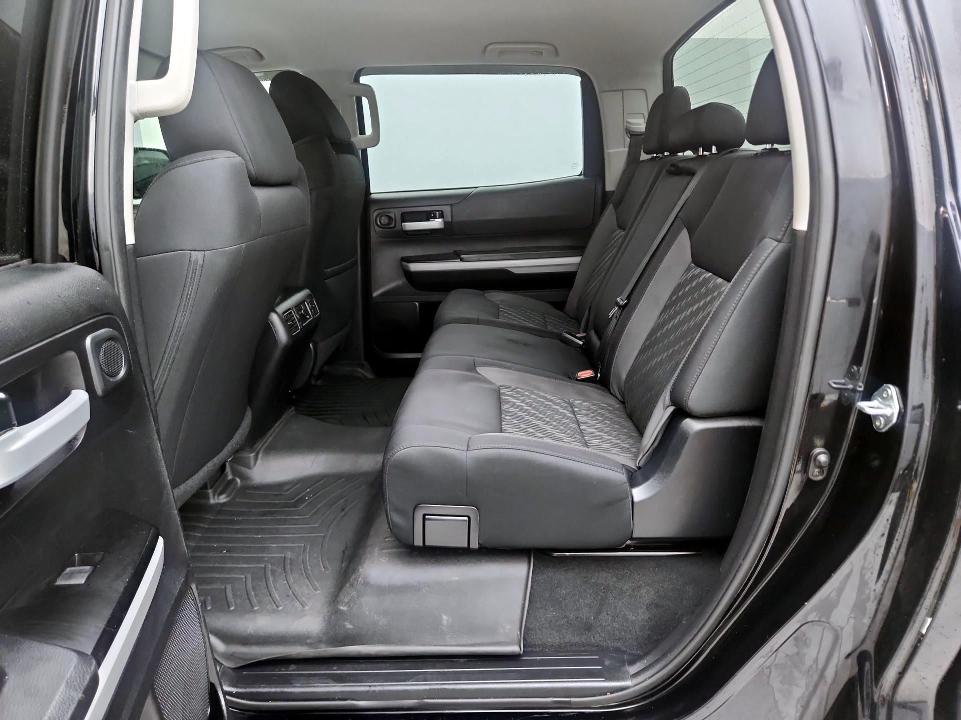 Thumbnail: 2021 Toyota Tundra - 20