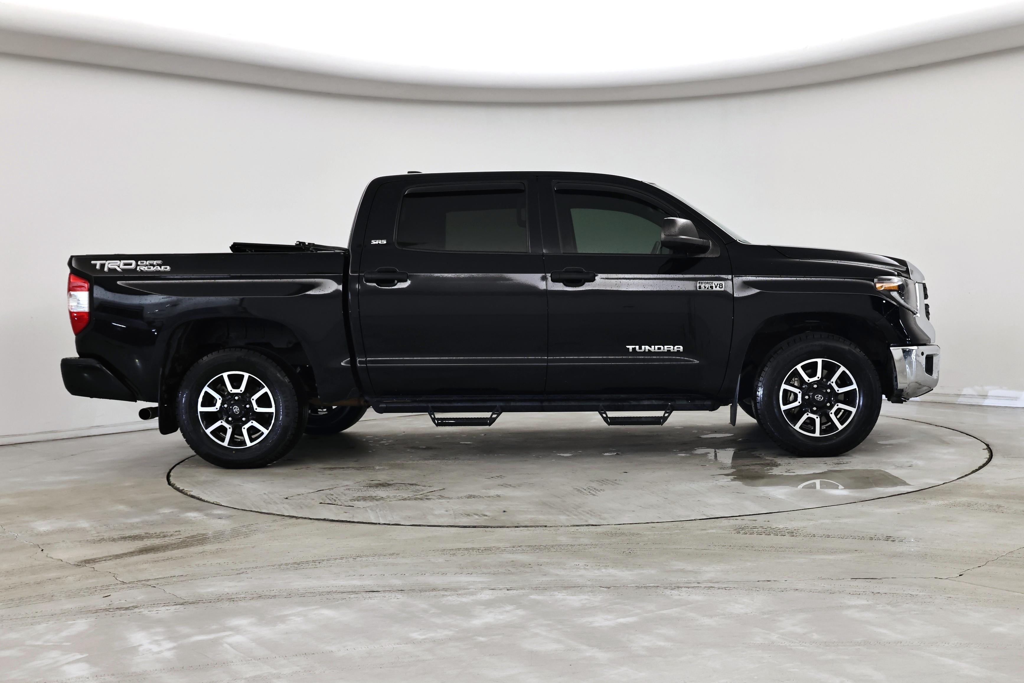 Thumbnail: 2021 Toyota Tundra - 7