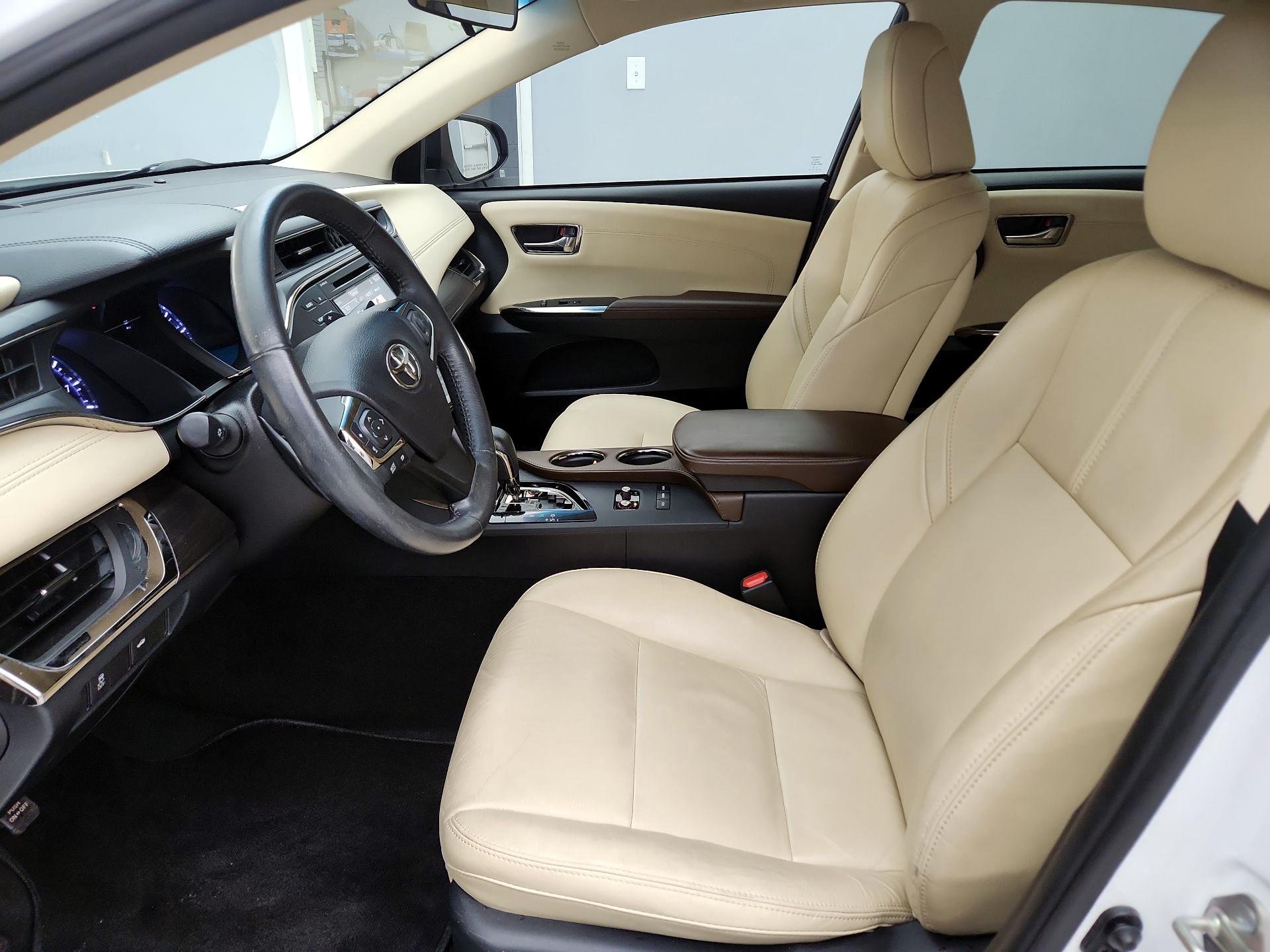 Thumbnail: 2016 Toyota Avalon - 11