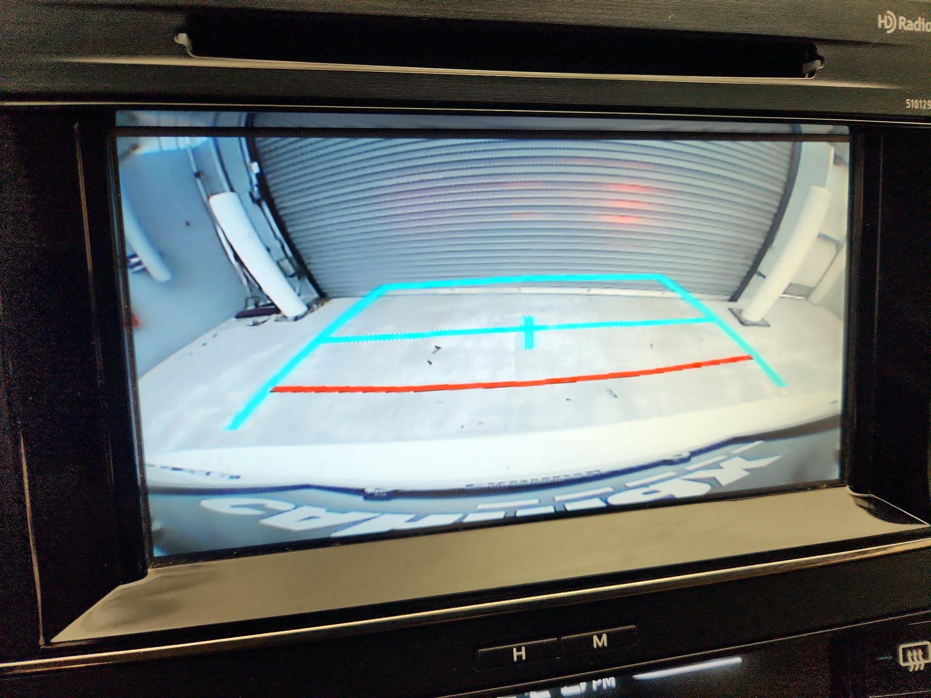 Thumbnail: 2016 Toyota Avalon - 14