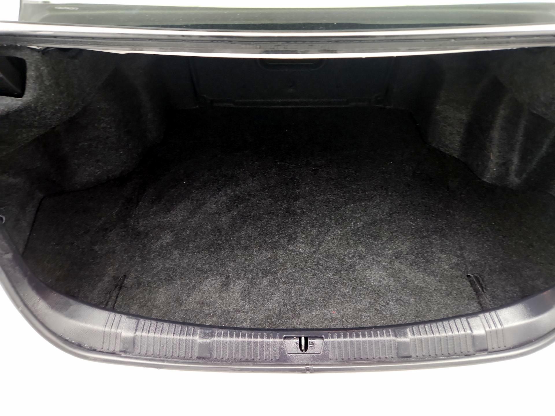 Thumbnail: 2016 Toyota Avalon - 20