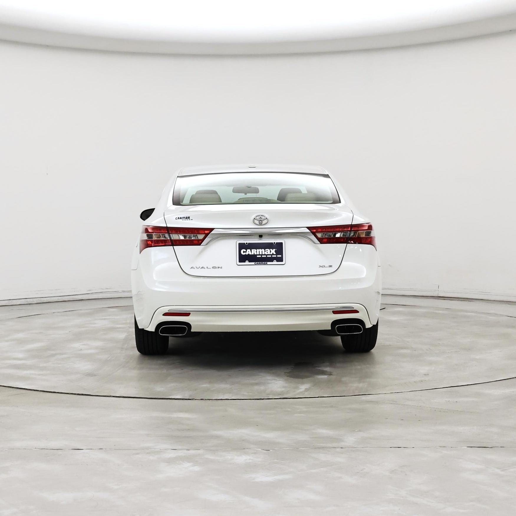 Thumbnail: 2016 Toyota Avalon - 6