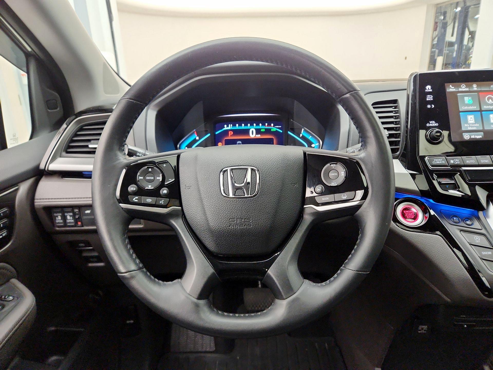 Thumbnail: 2018 Honda Odyssey - 10