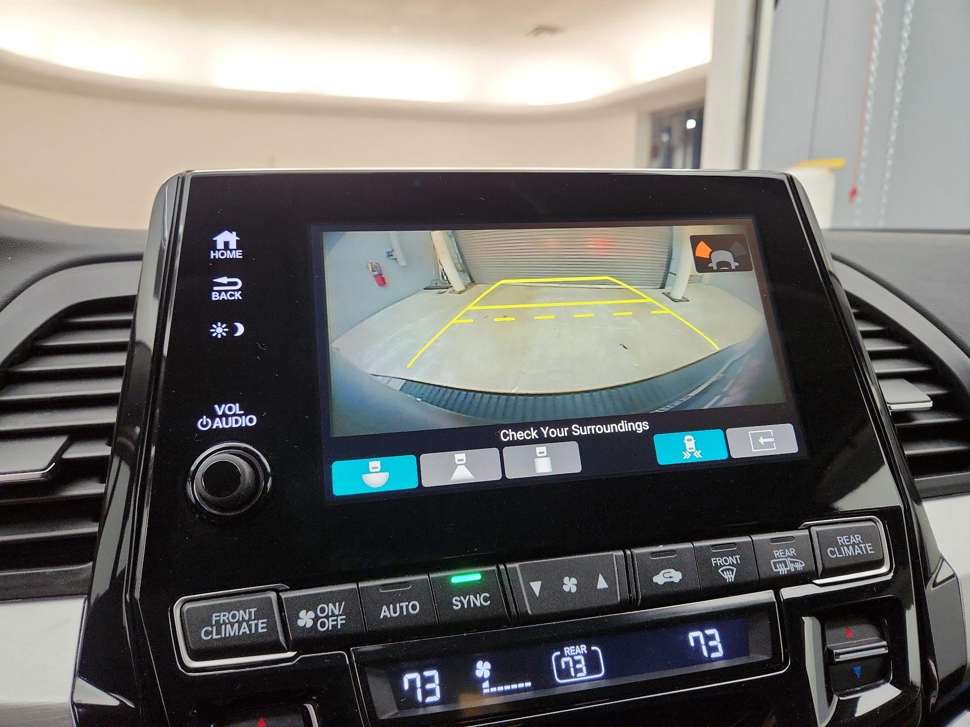 Thumbnail: 2018 Honda Odyssey - 15