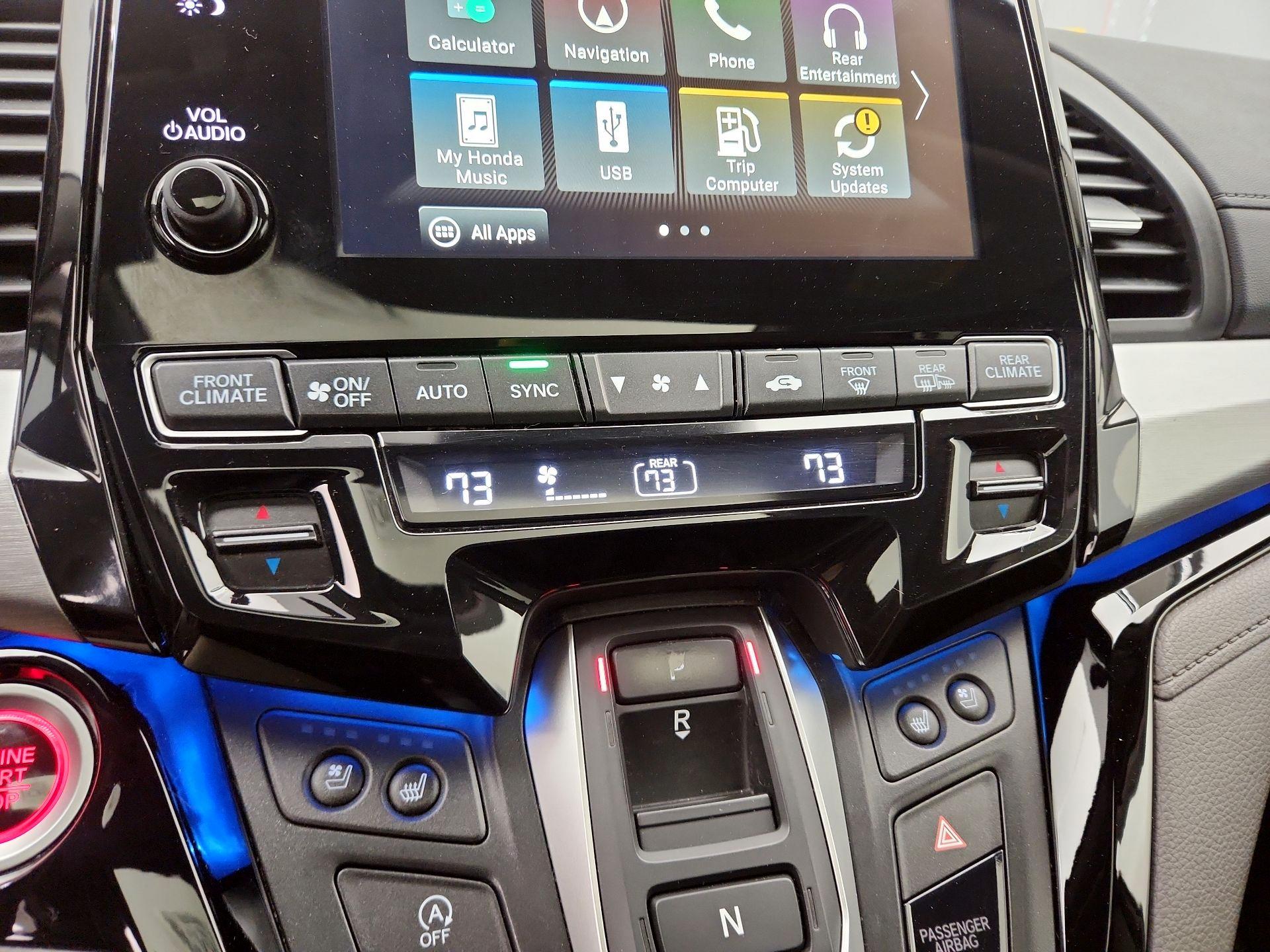 Thumbnail: 2018 Honda Odyssey - 17