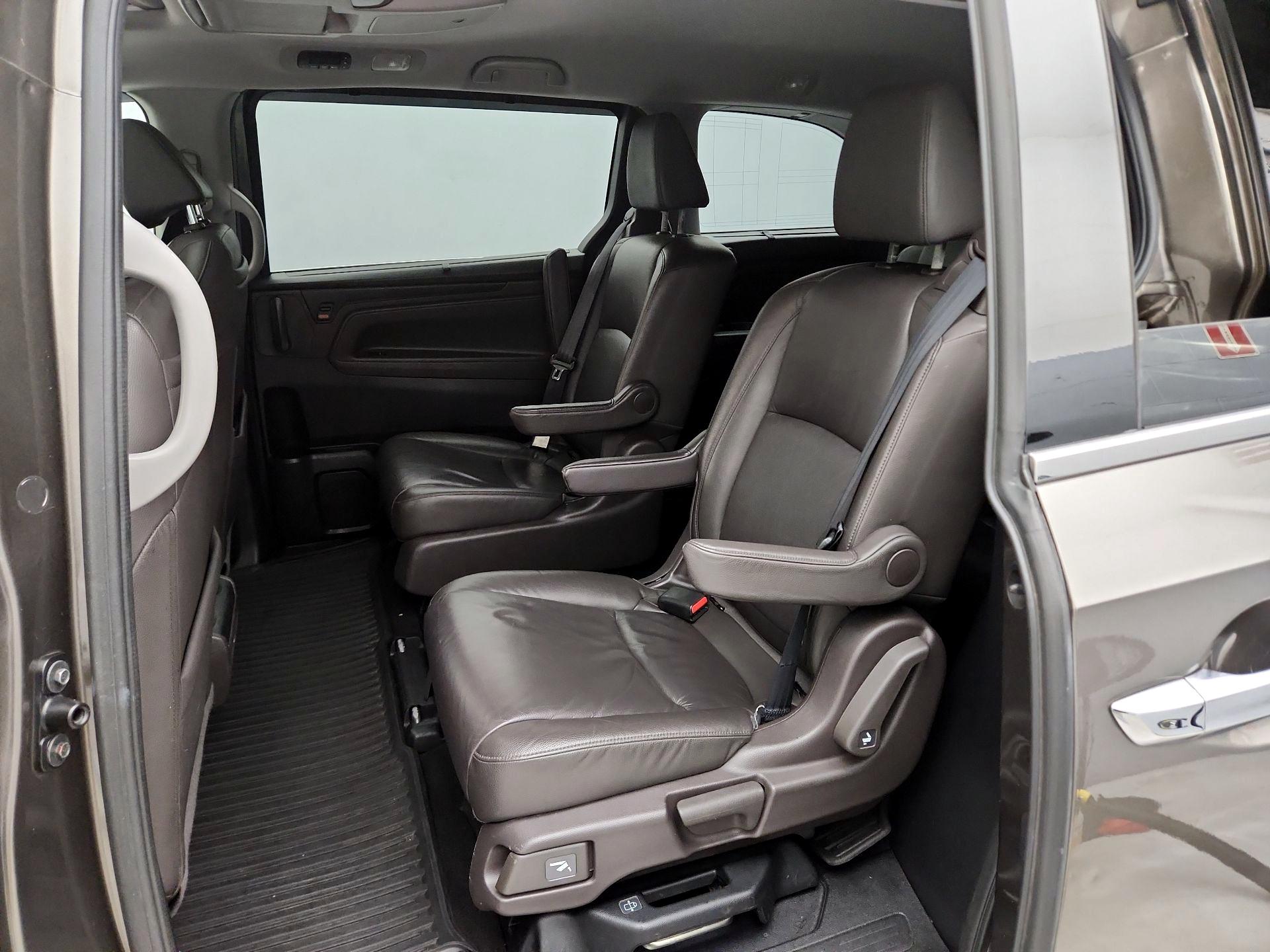 Thumbnail: 2018 Honda Odyssey - 20