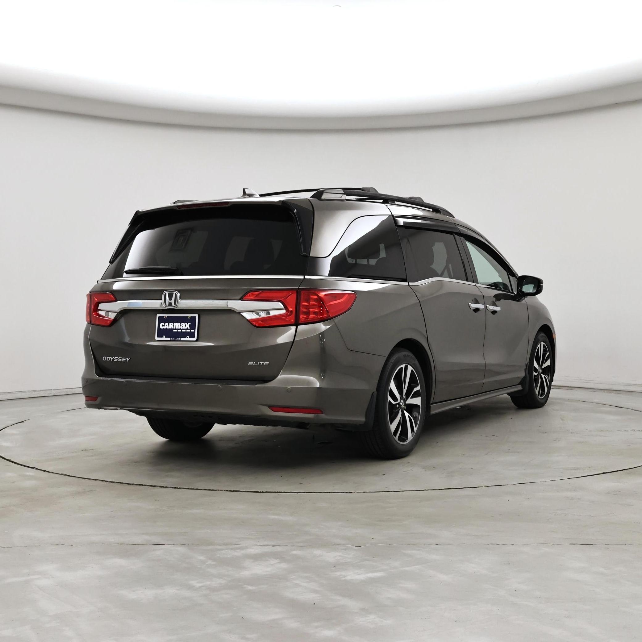 Thumbnail: 2018 Honda Odyssey - 8