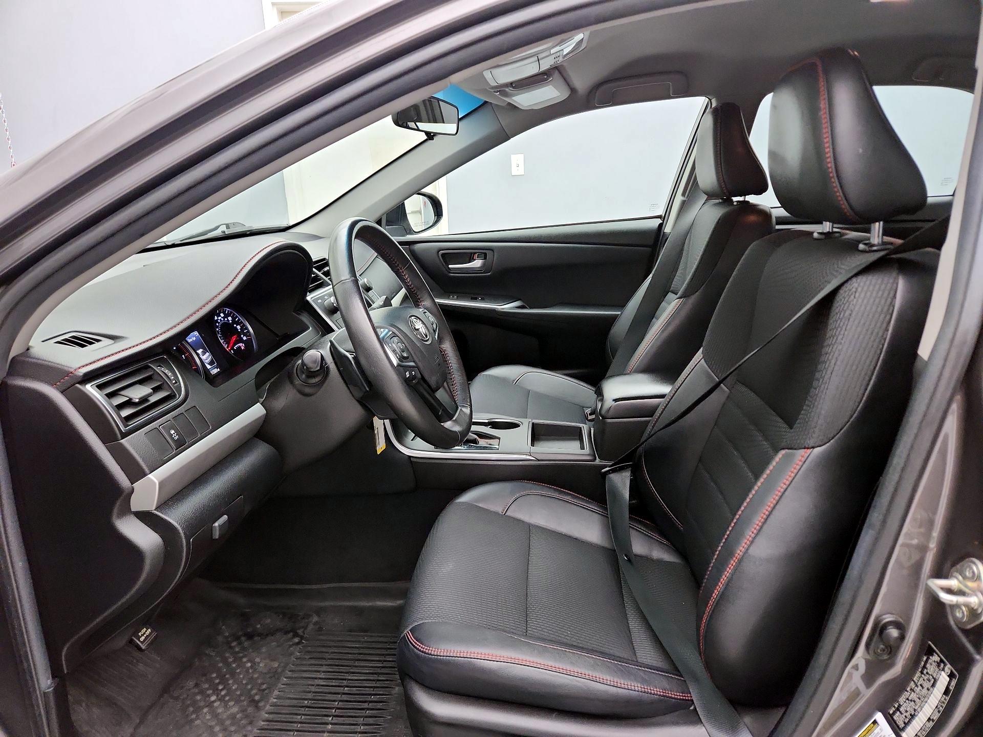 Thumbnail: 2017 Toyota Camry - 11