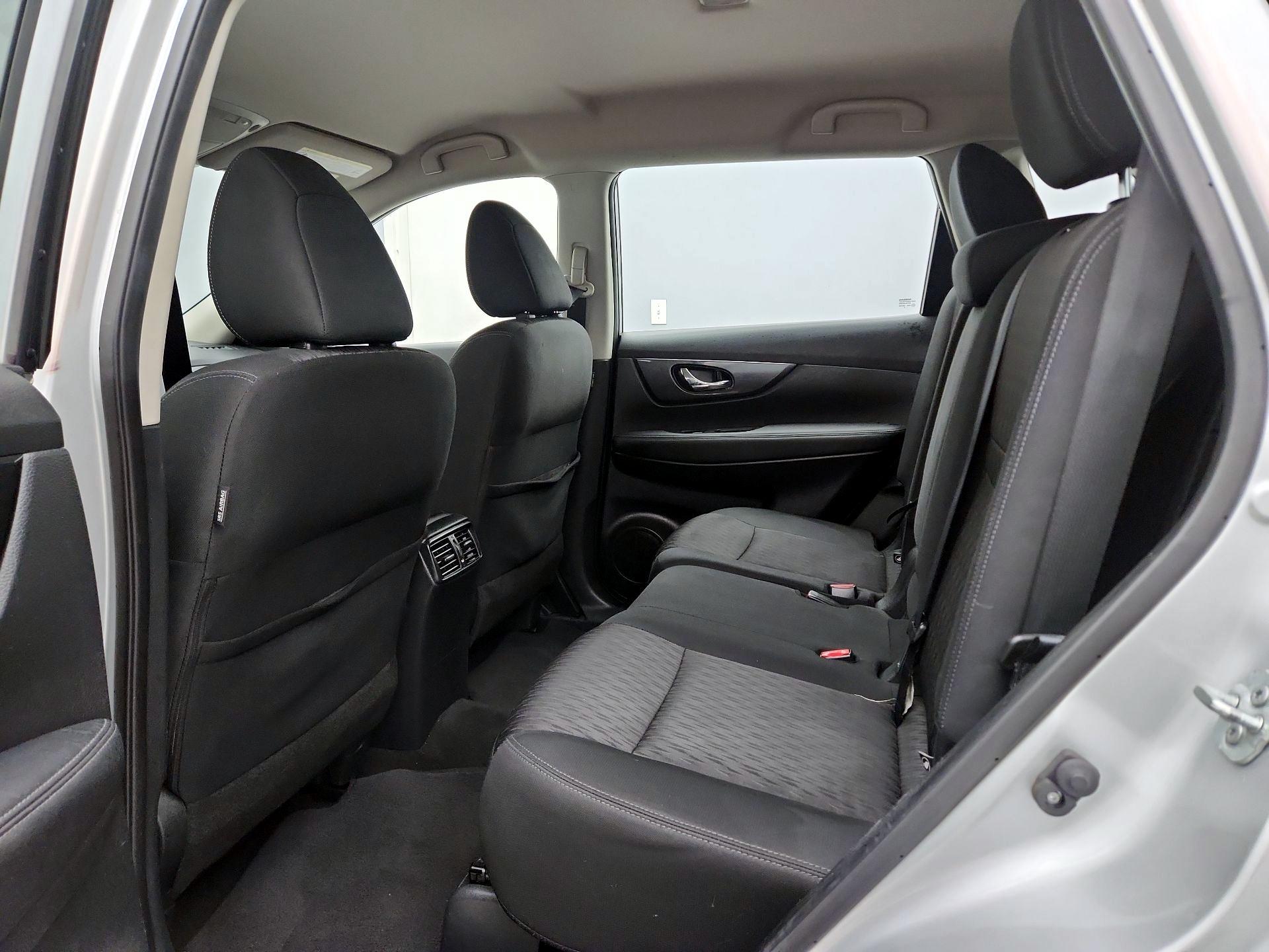 Thumbnail: 2018 Nissan Rogue - 19