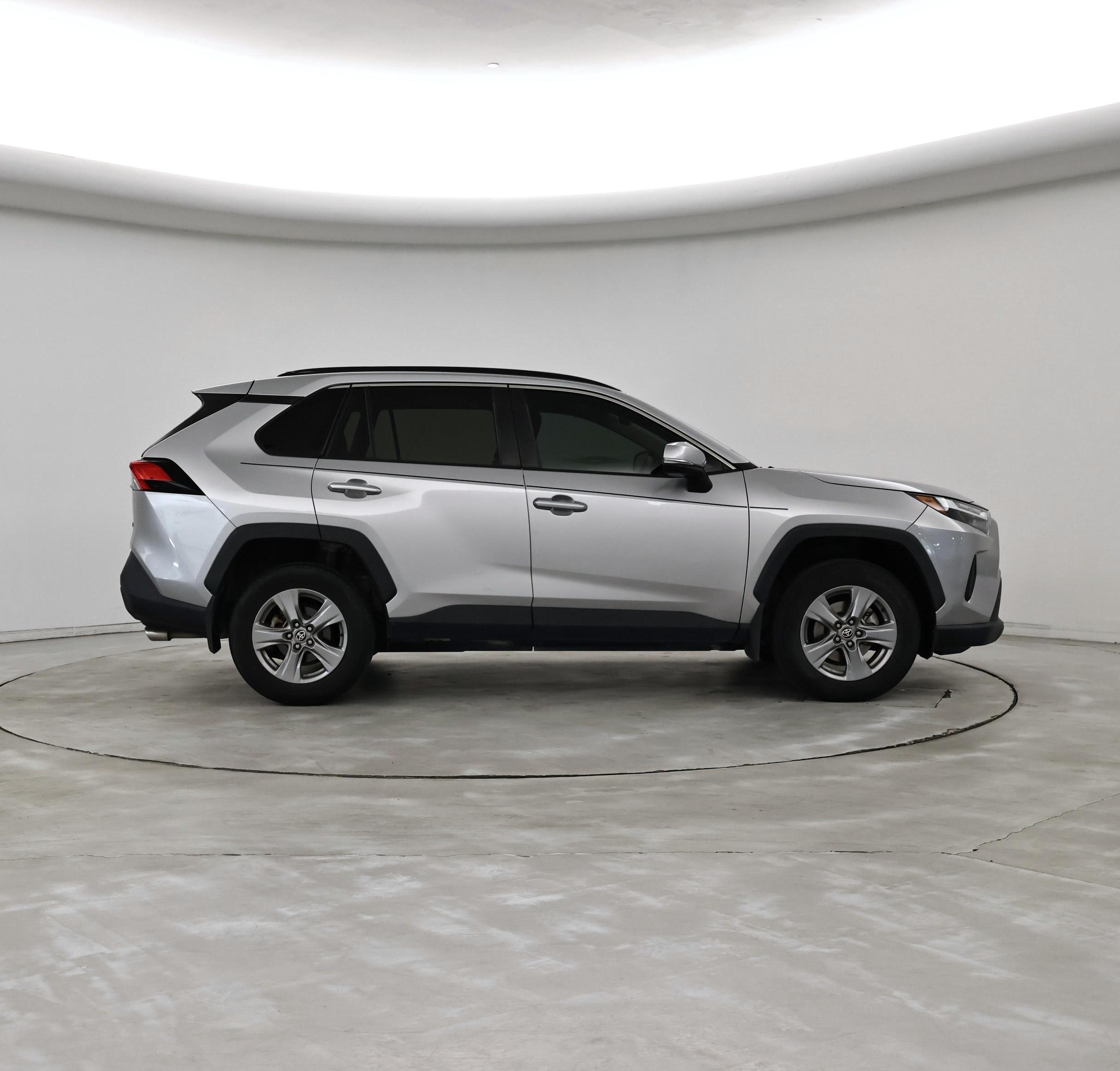 Thumbnail: 2022 Toyota RAV4 - 7