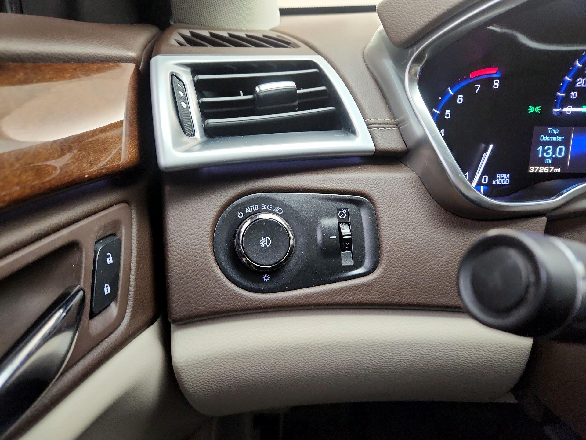 Thumbnail: 2016 Cadillac SRX - 13