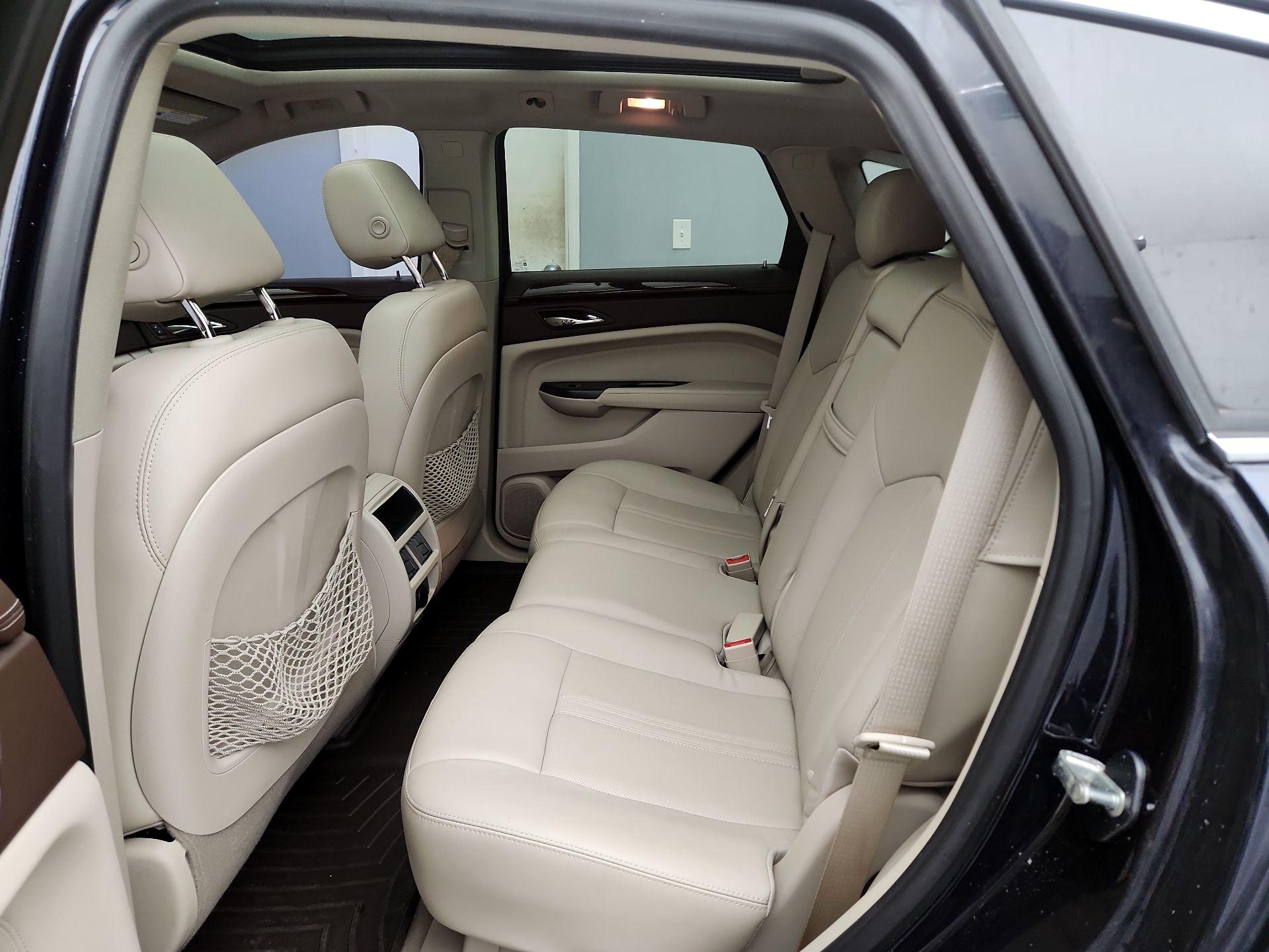 Thumbnail: 2016 Cadillac SRX - 20