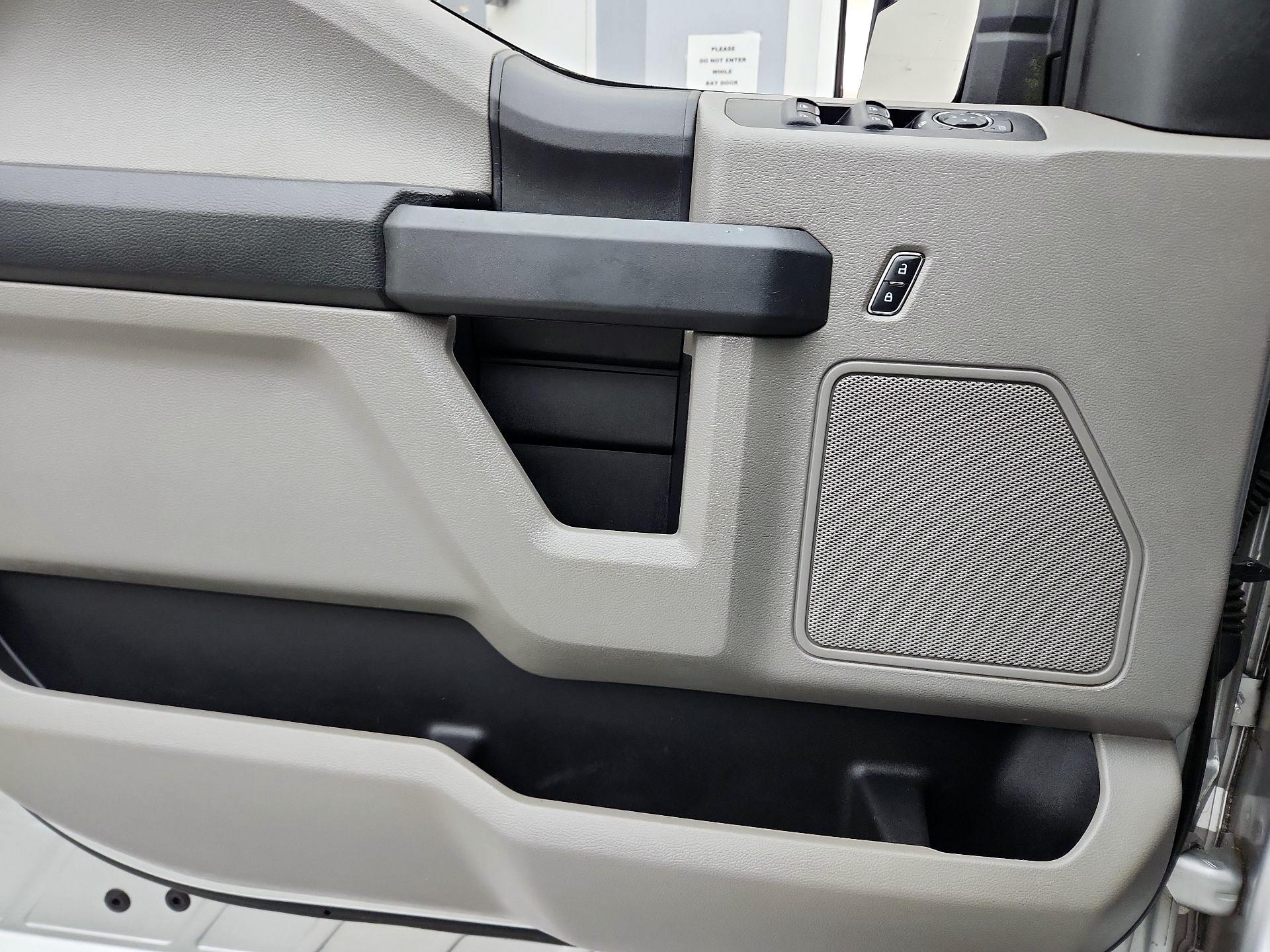 Thumbnail: 2017 Ford F-150 - 12