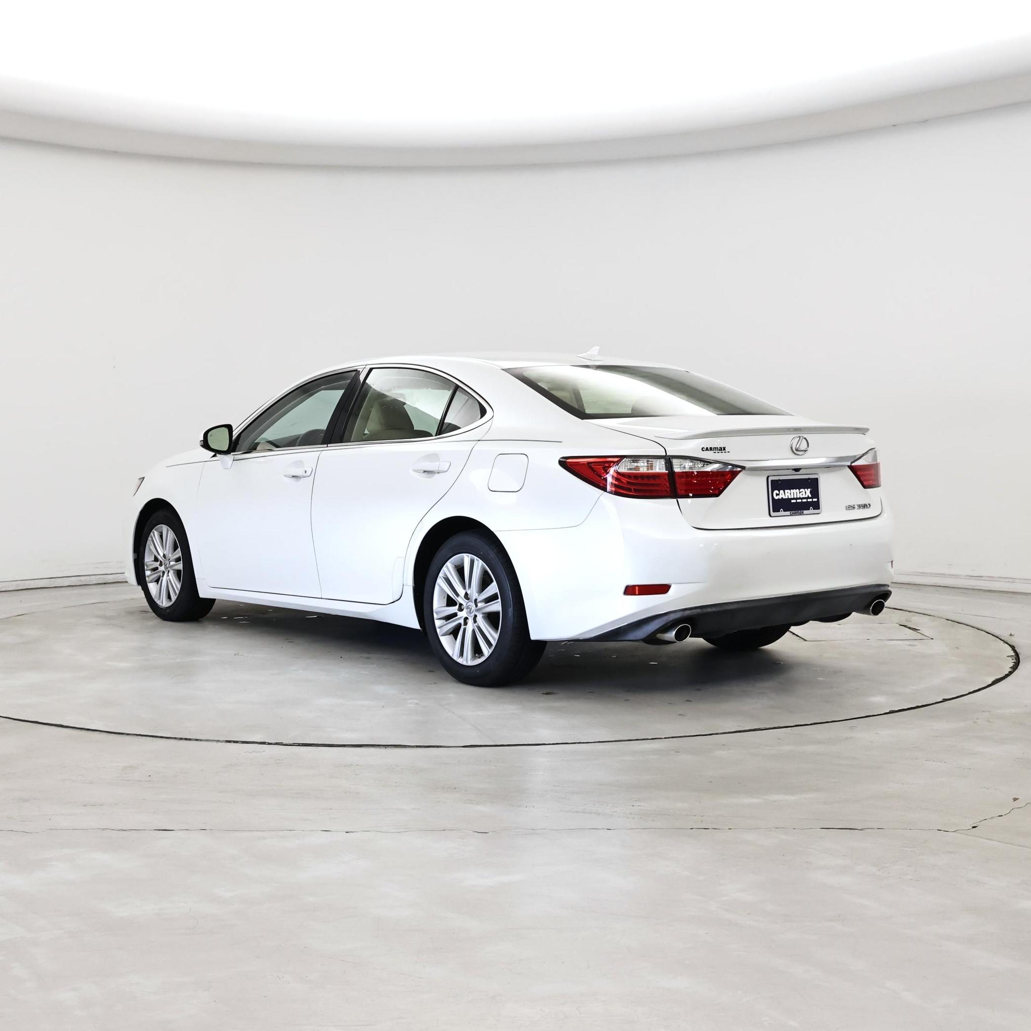 Thumbnail: 2014 Lexus ES - 2