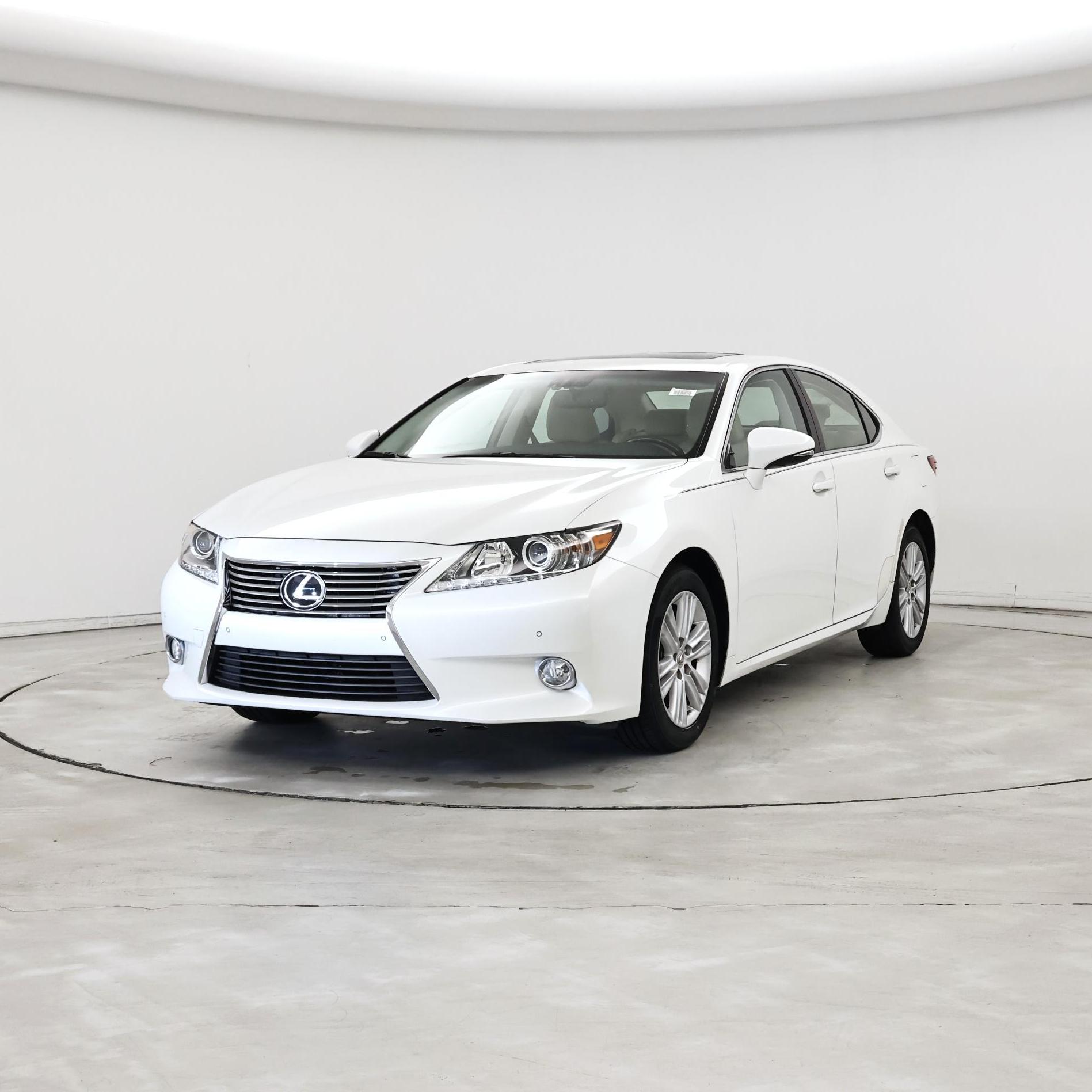 Thumbnail: 2014 Lexus ES - 4