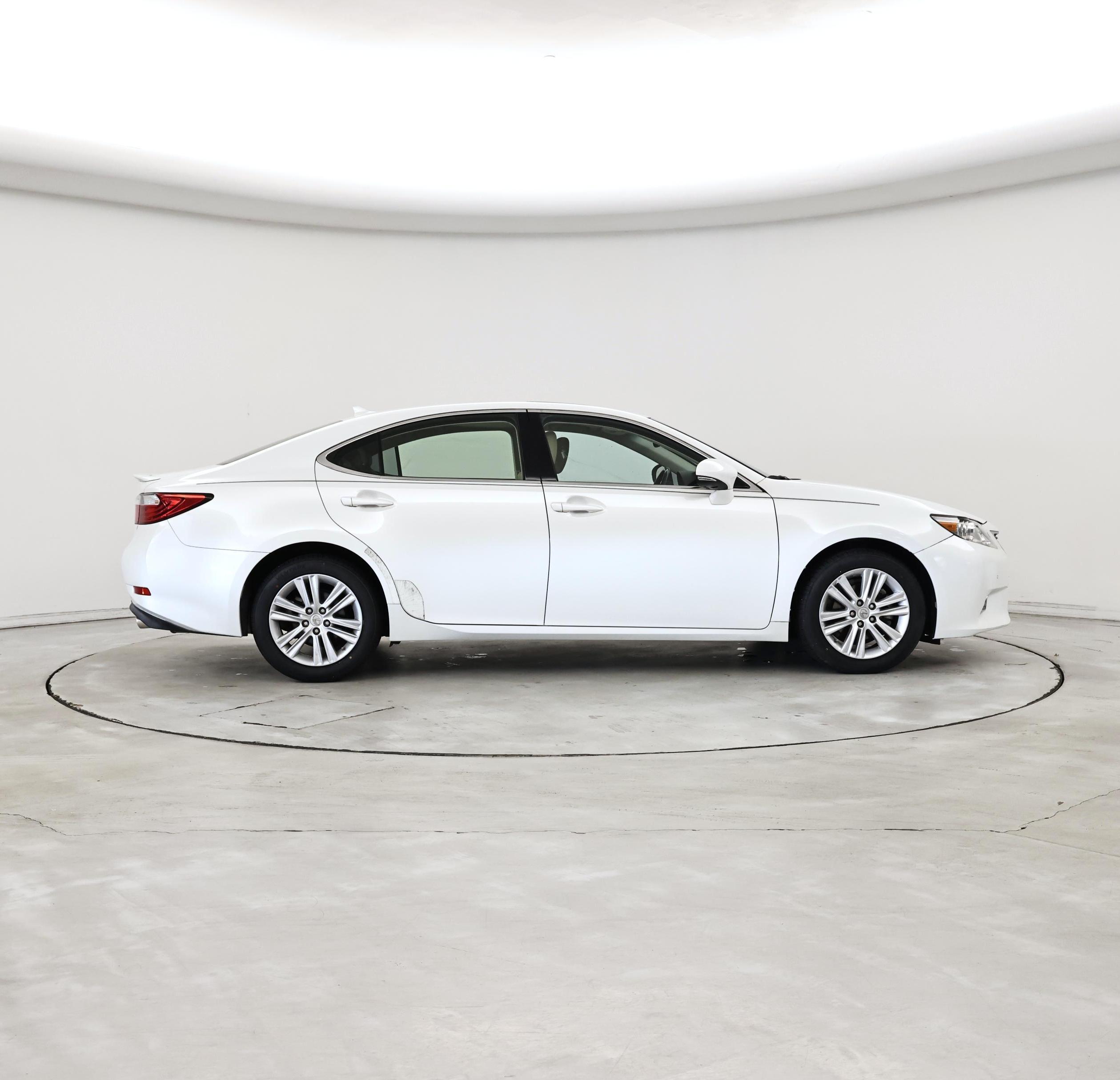 Thumbnail: 2014 Lexus ES - 7