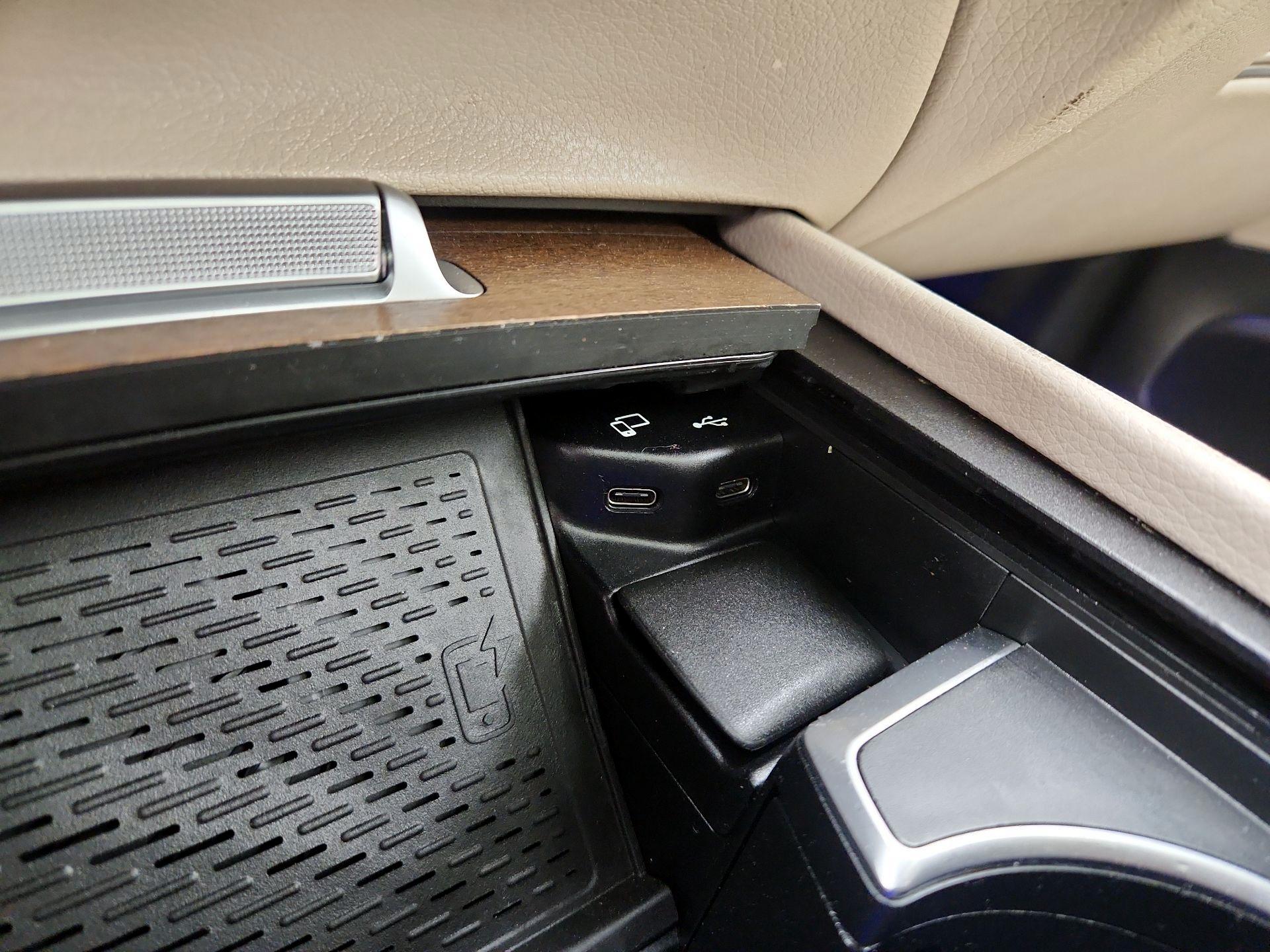 Thumbnail: 2021 Mercedes-Benz GLE - 19