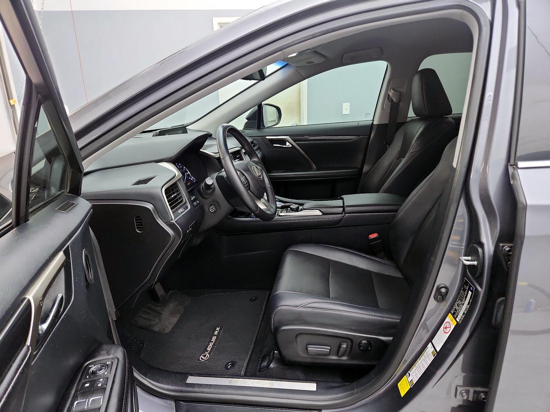 Thumbnail: 2018 Lexus RX - 11