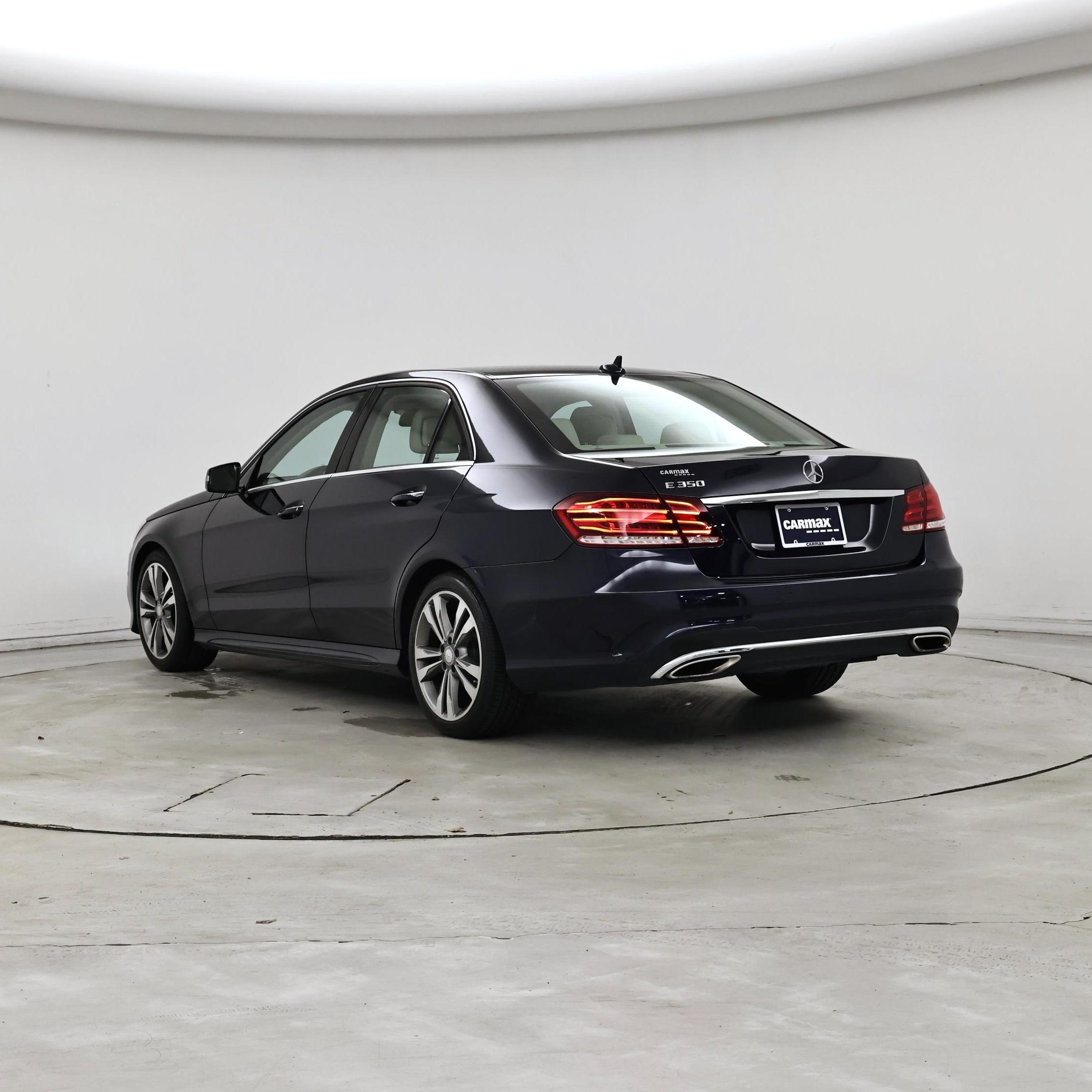 Thumbnail: 2016 Mercedes-Benz E-Class - 2