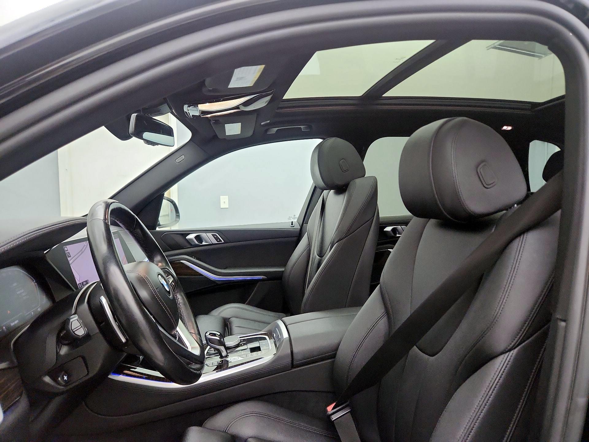 Thumbnail: 2021 BMW X5 - 20