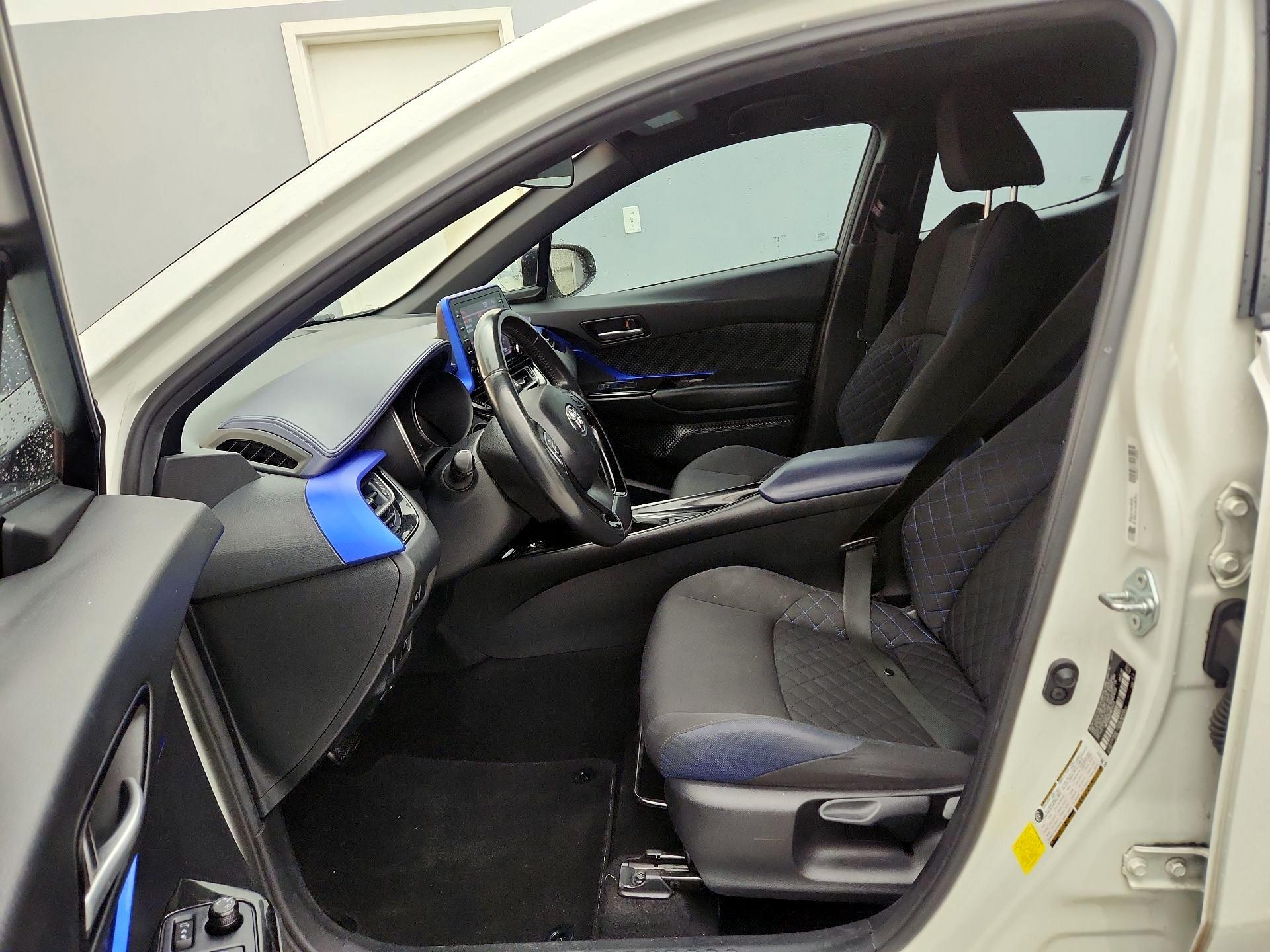 Thumbnail: 2021 Toyota C-HR - 11