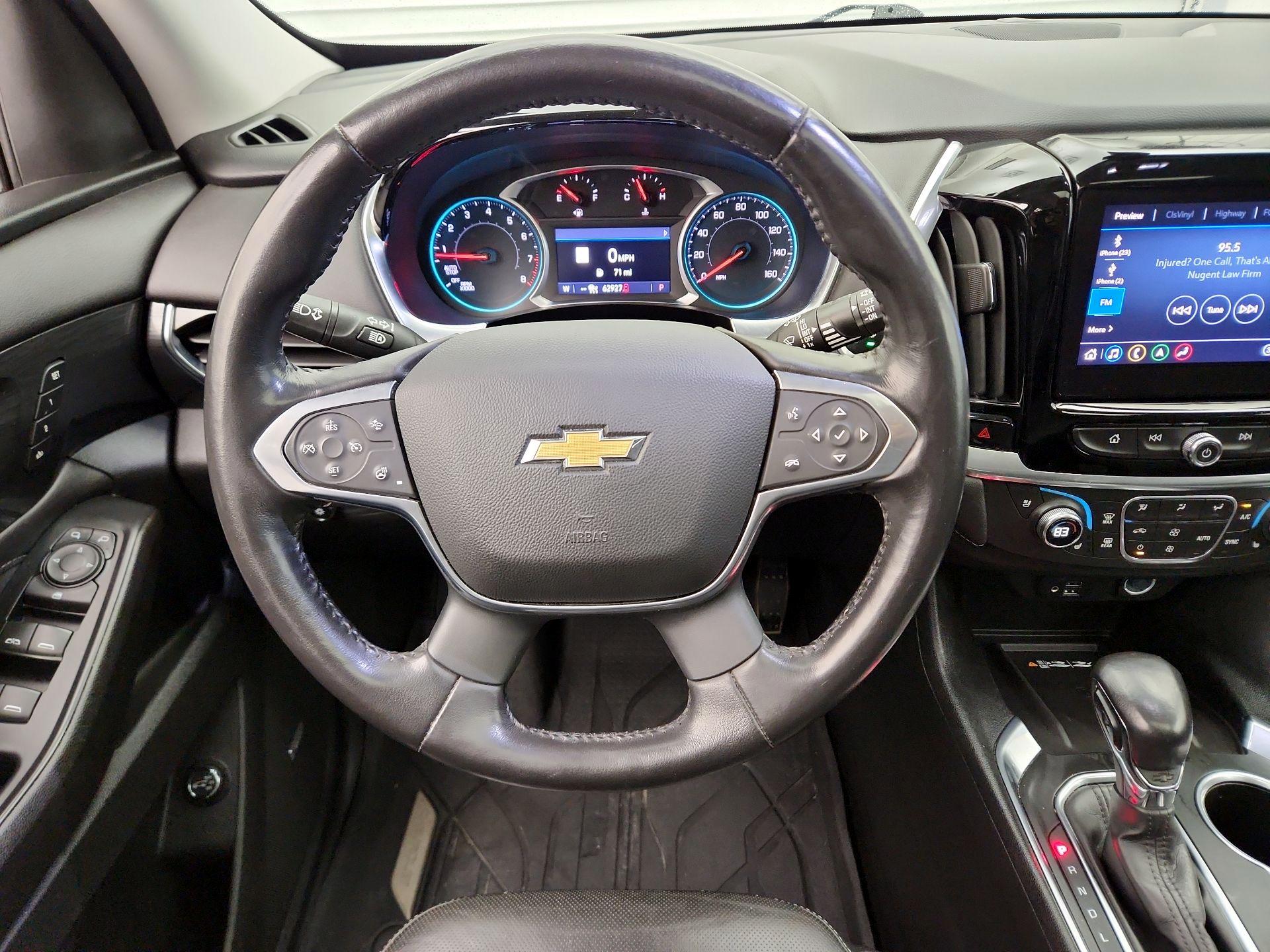 Thumbnail: 2021 Chevrolet Traverse - 10