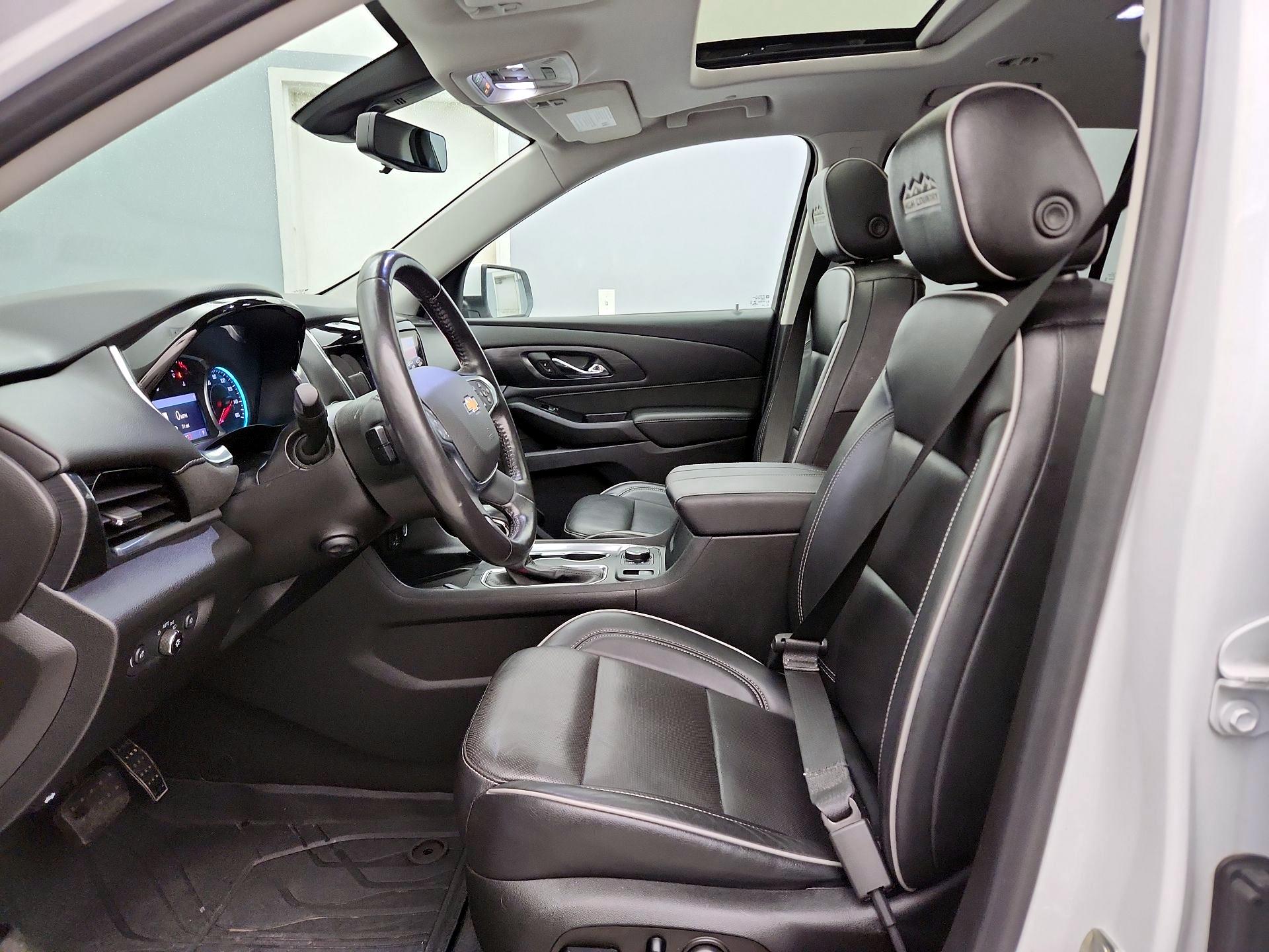 Thumbnail: 2021 Chevrolet Traverse - 11