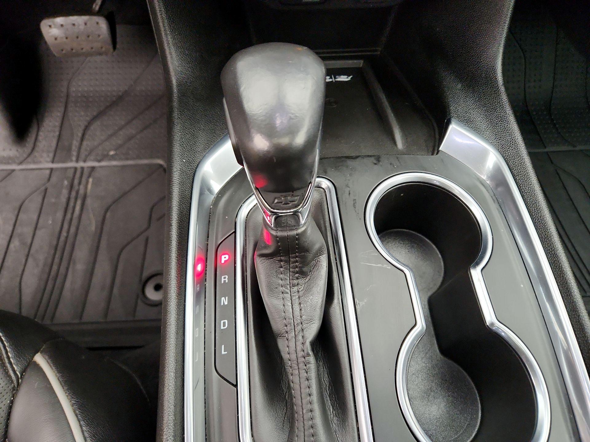 Thumbnail: 2021 Chevrolet Traverse - 18